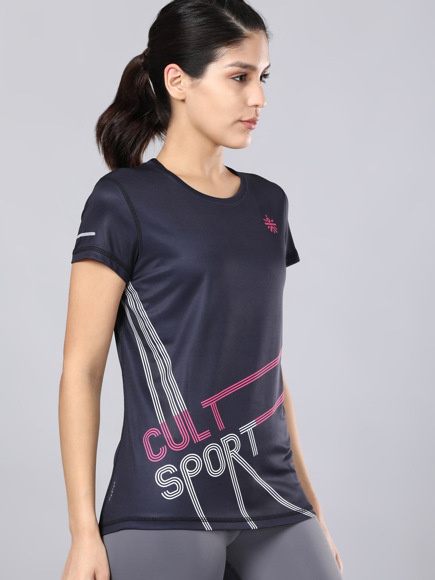 Signature CultTypo Dark Blue Training Tee