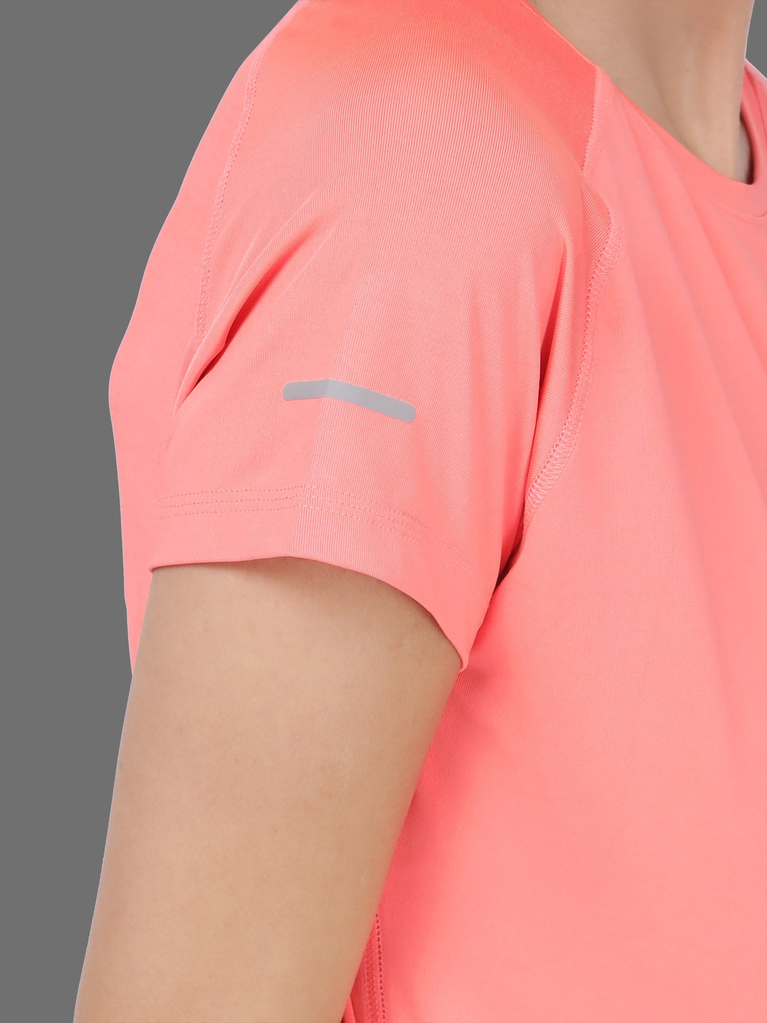 Vital Rep Peach Training Slim Tee