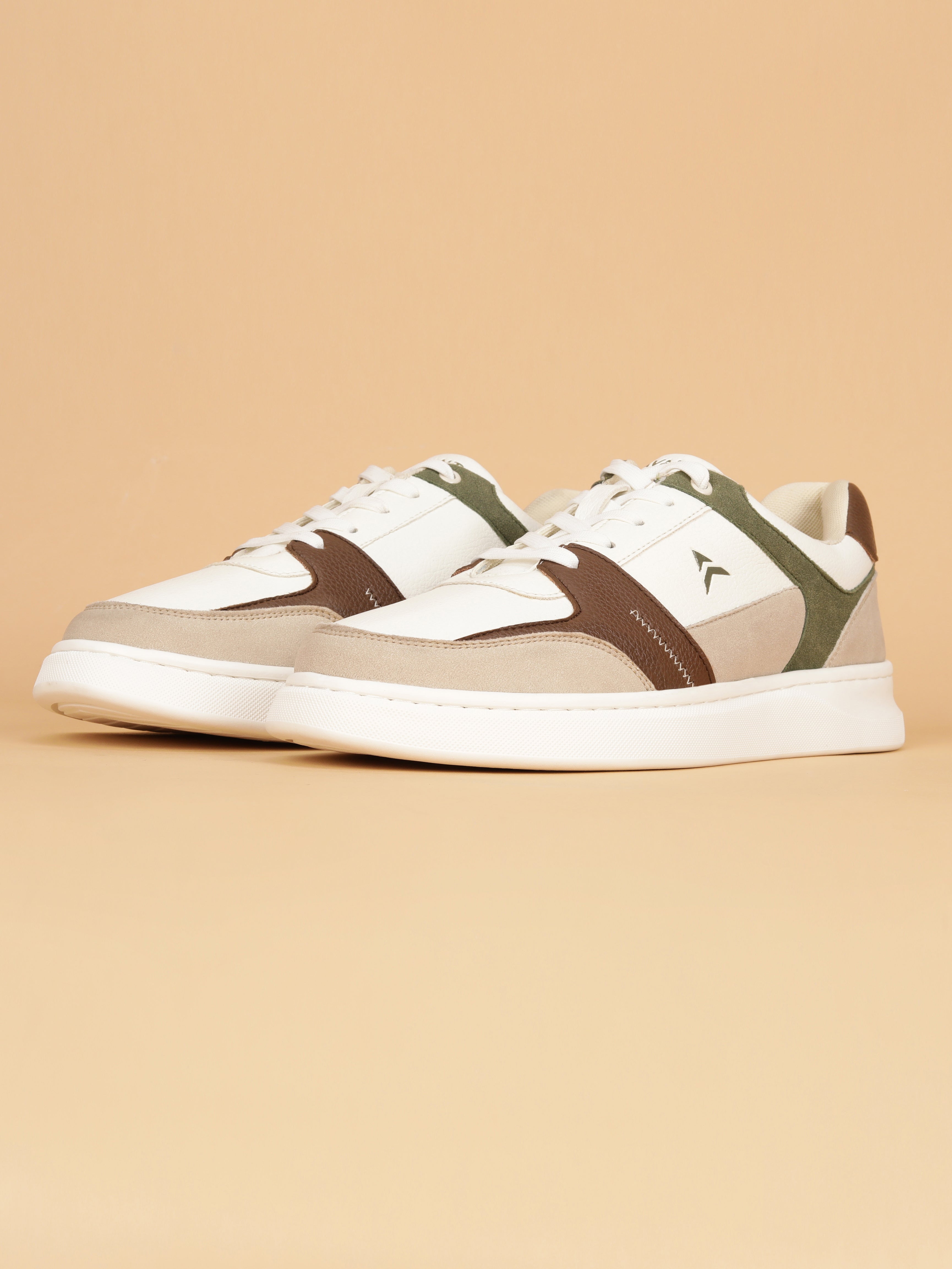 Avant Men's Cobalt Casual Sneakers - Beige