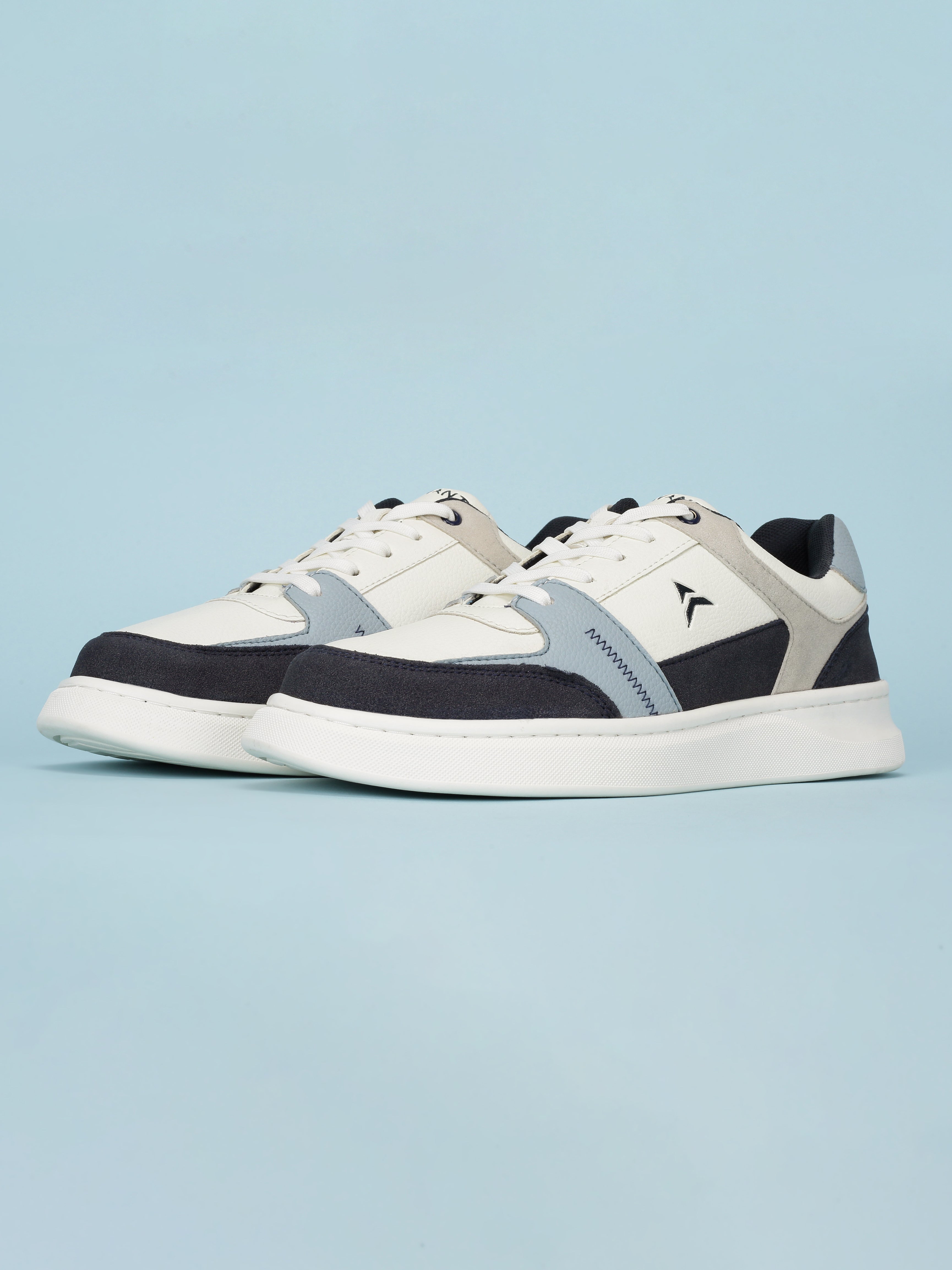 Avant Men's Cobalt Casual Sneakers - White