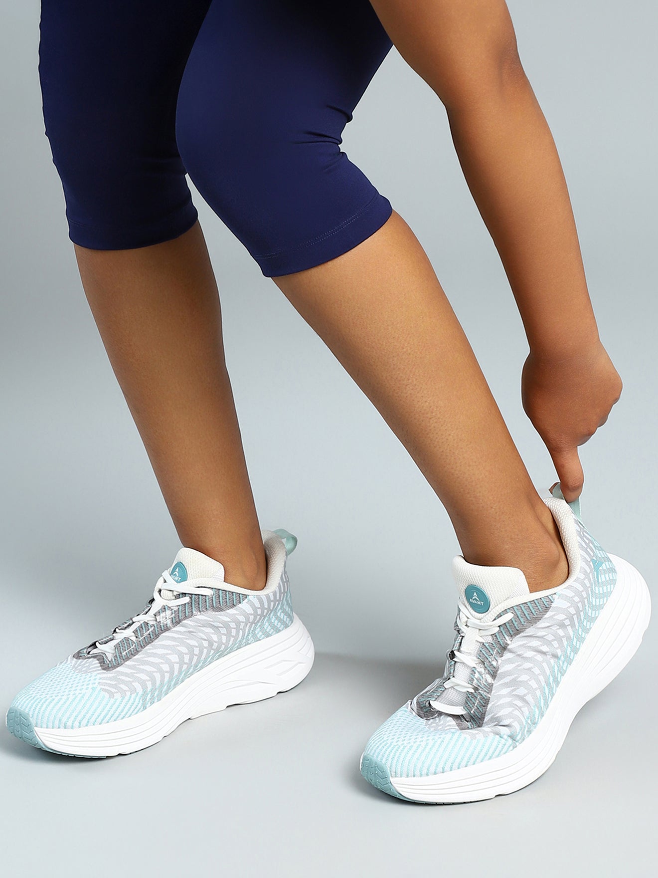Avant Women's Aeris Sneaker Shoes - L.Blue
