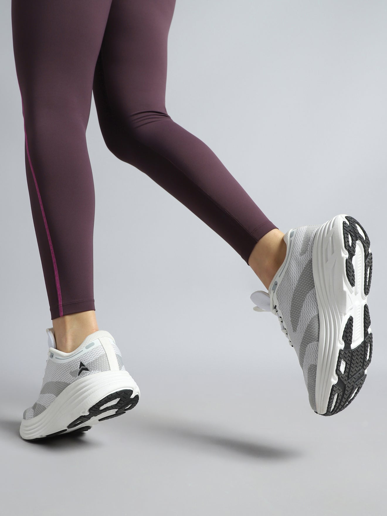 Avant Women's Stratos Sneaker Shoes - Lt.Grey