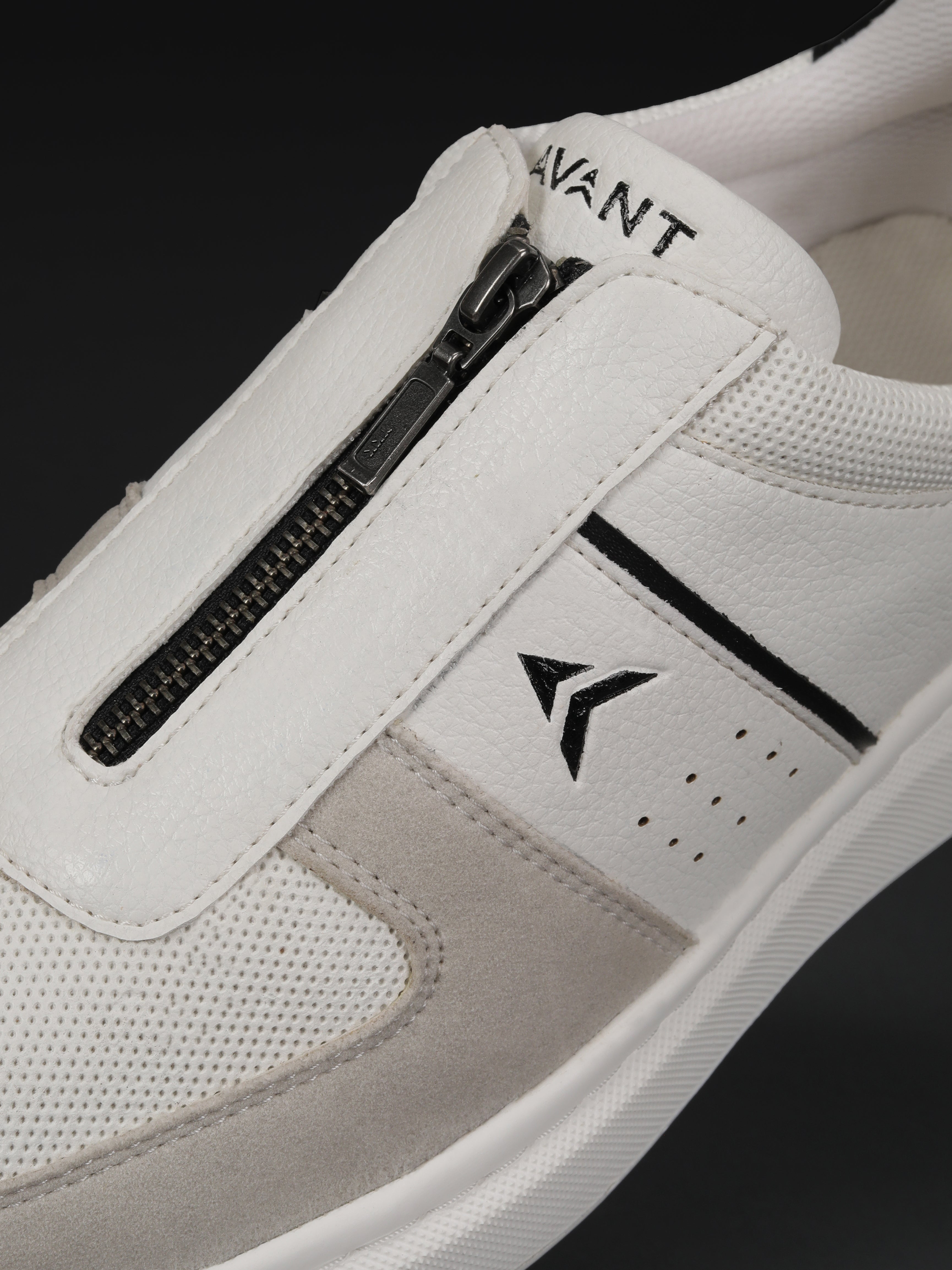 Avant Men's ZipWalk Casual Shoes - White/Grey