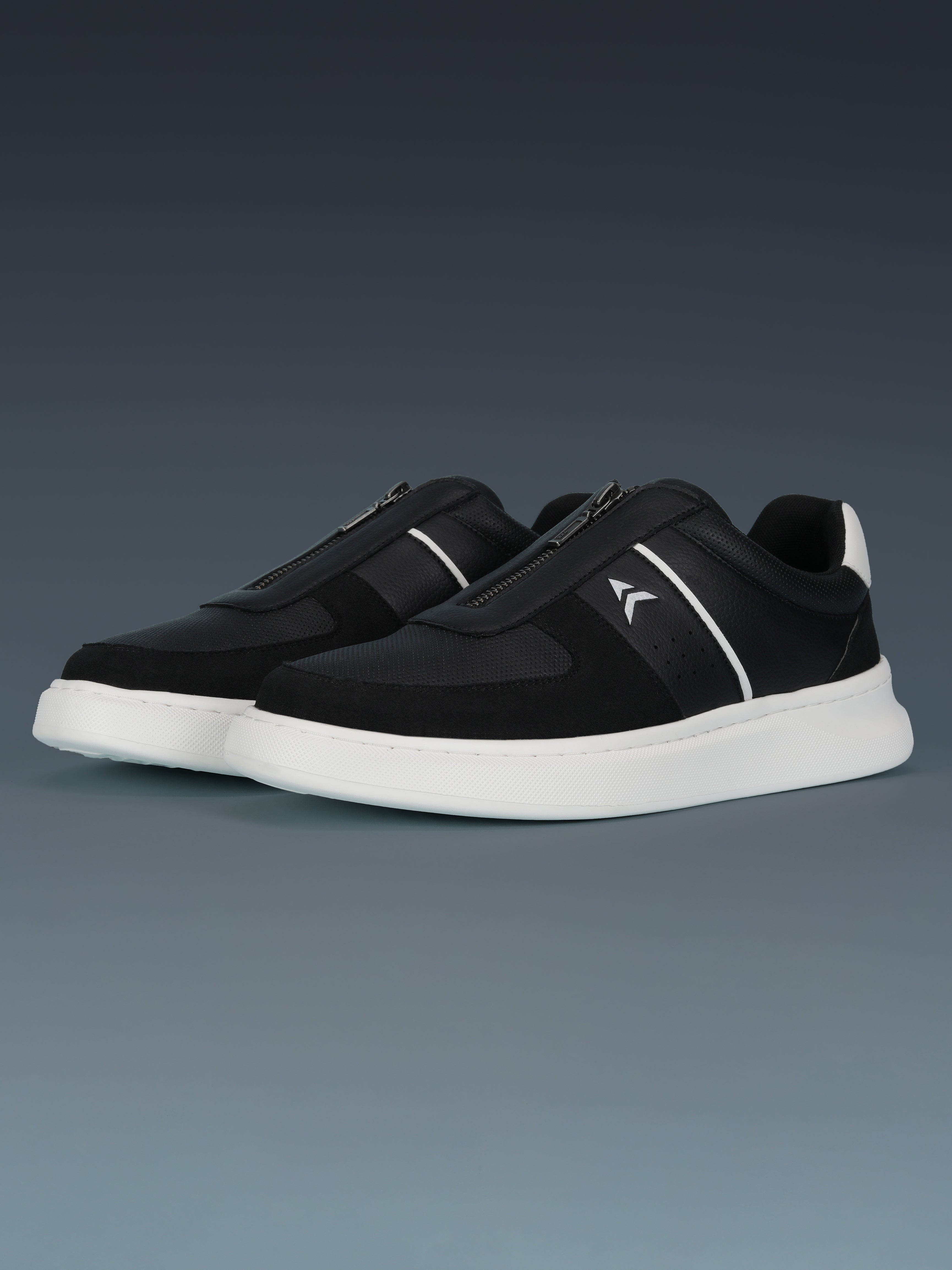 Avant Men's ZipWalk Casual Shoes - Black
