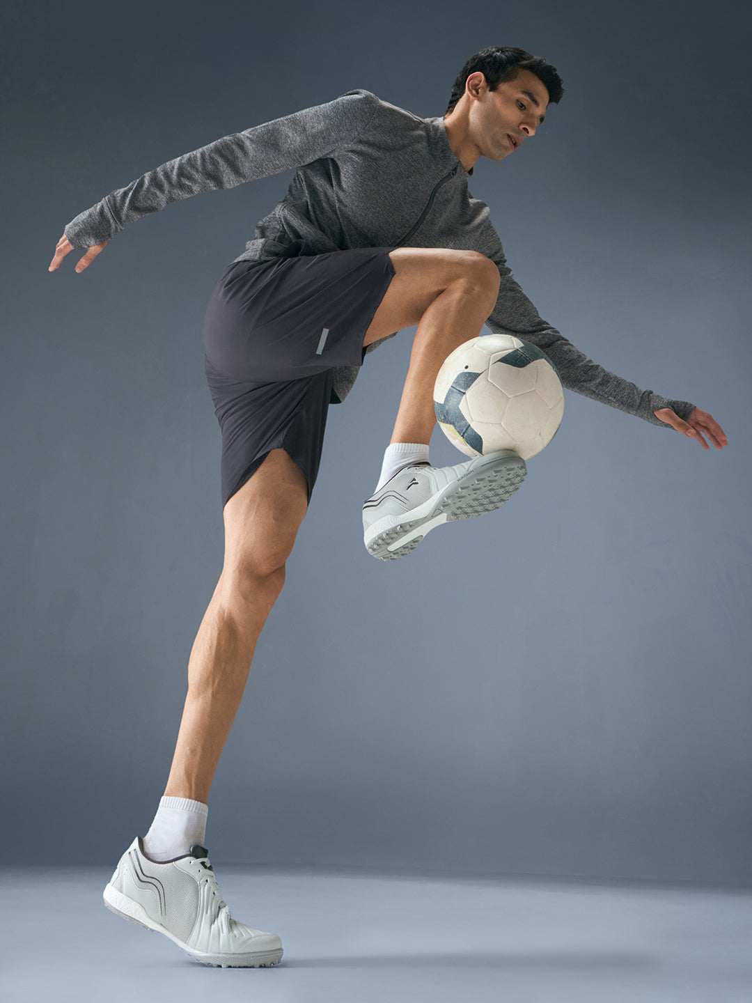 Avant Men's Streamline Turf Football Shoes - Grey