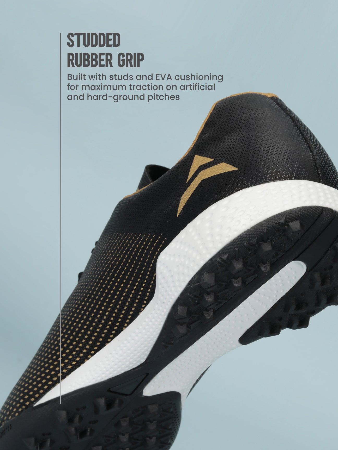 Avant Men's TurfMaster Pro Football Shoes - Black