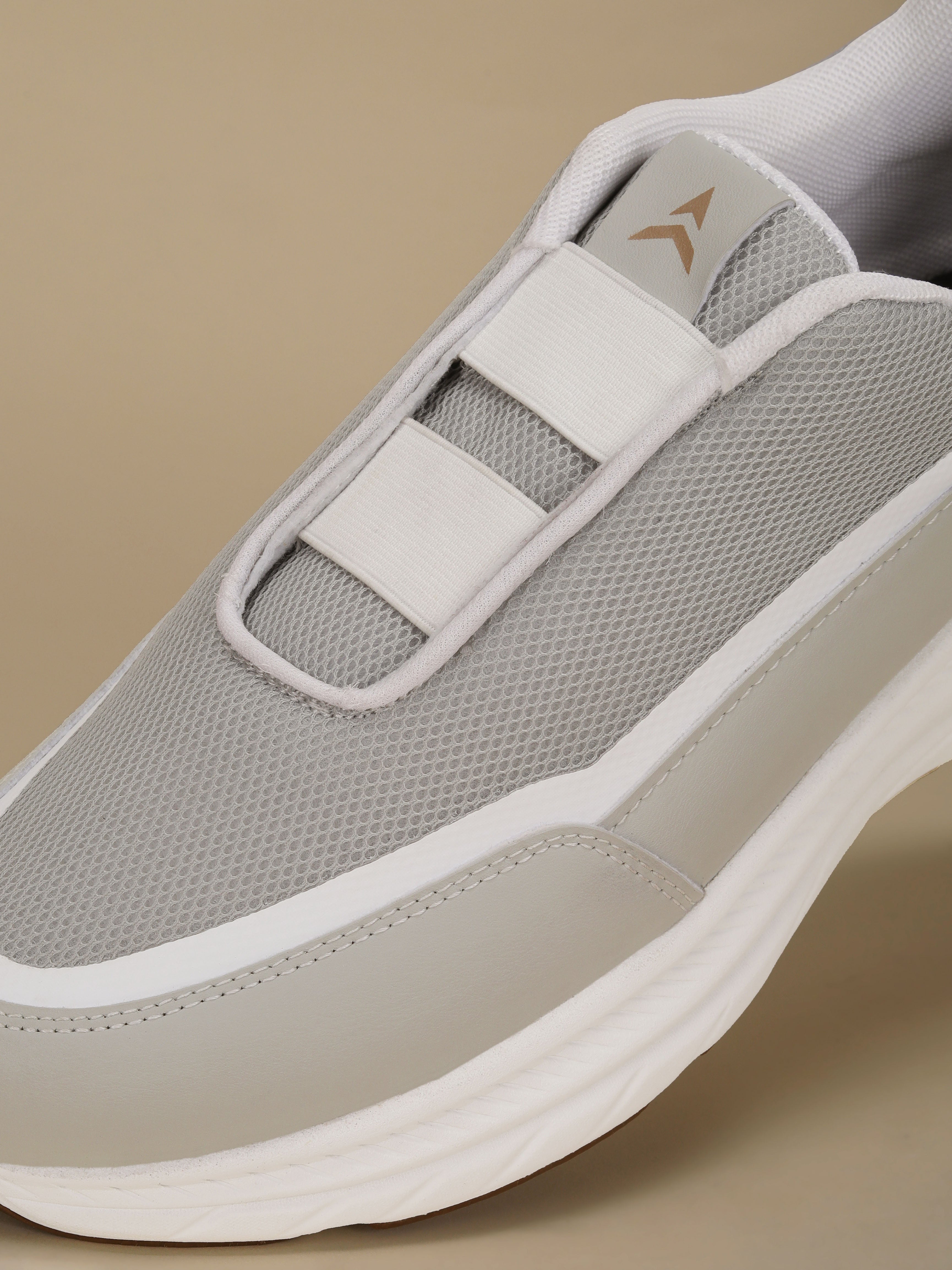 Avant Men's StrideEase Slip-On Walking Shoes - L.Grey