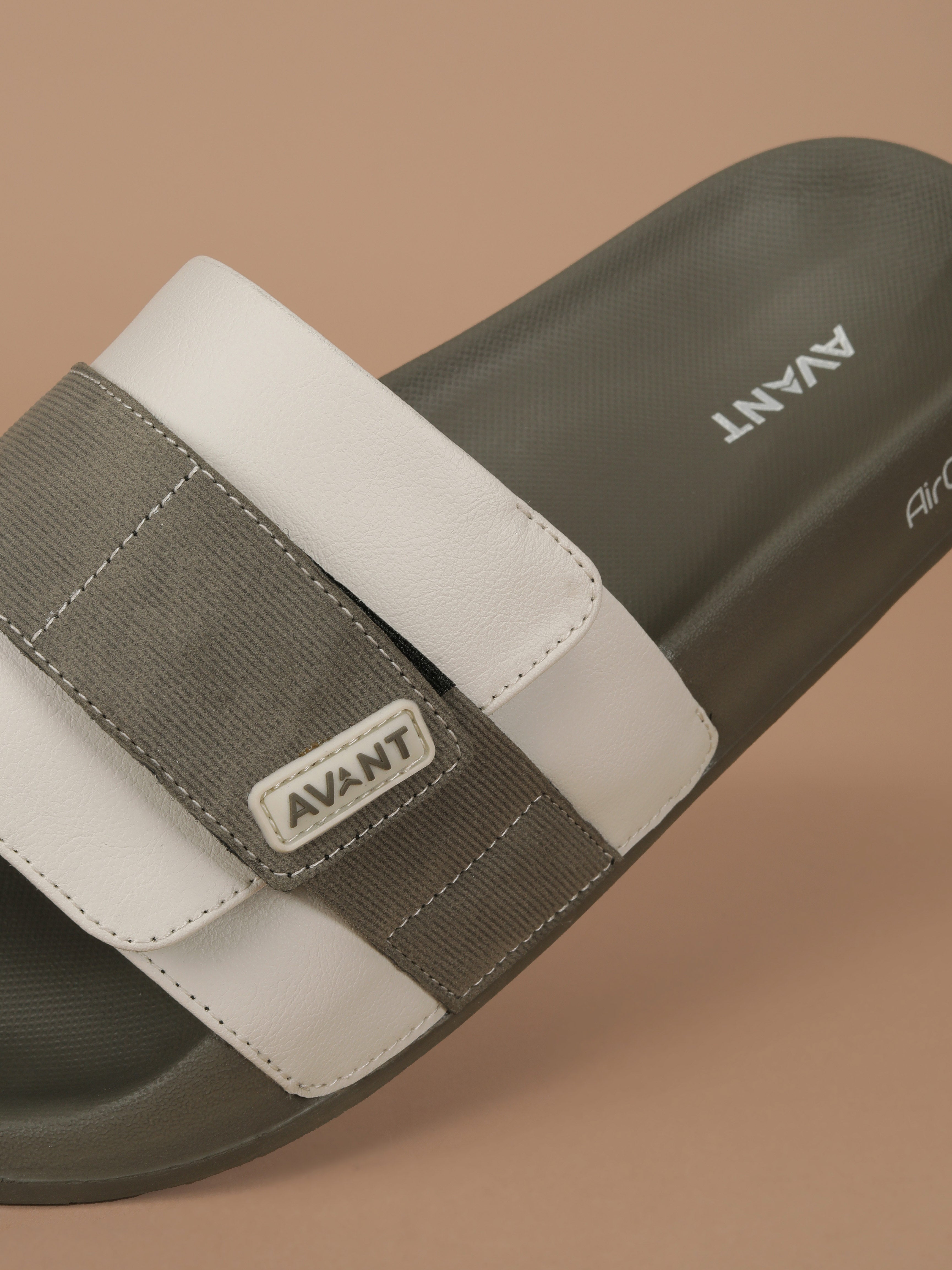 Avant Men's EasyTread Sliders - Beige