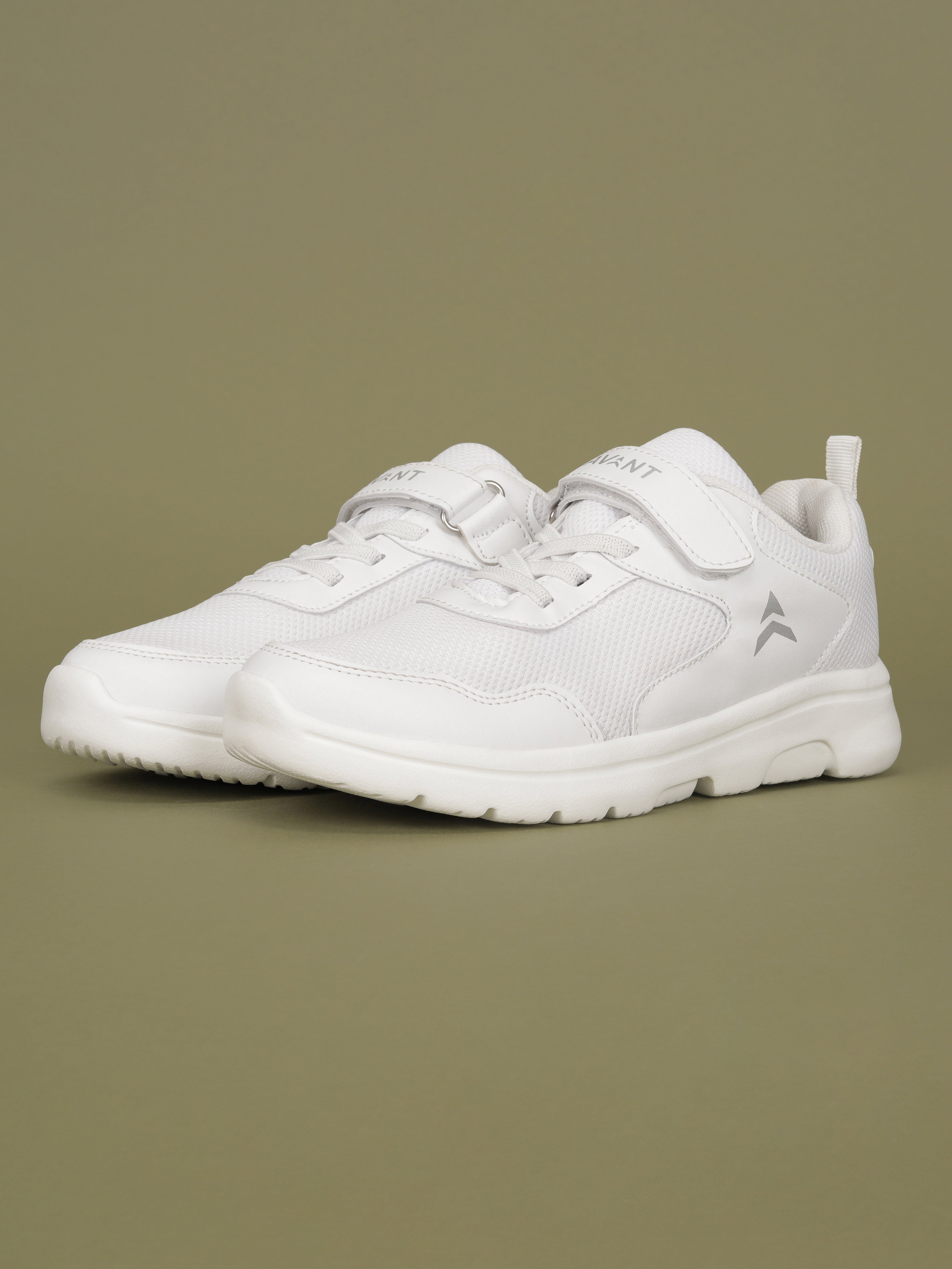 Avant Kid's Unisex ZoomPlay School Shoes - White