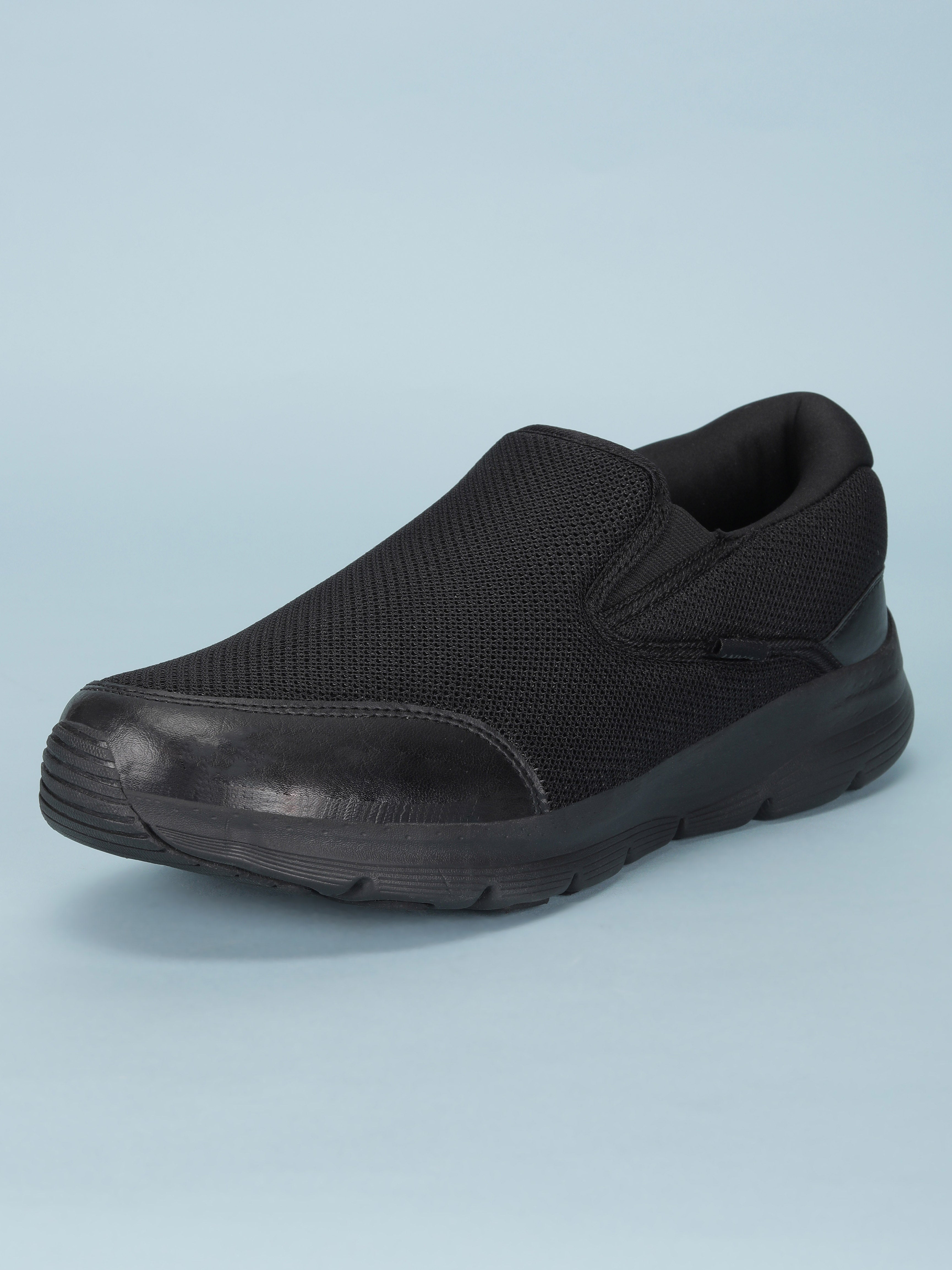 Avant Men's AirCruise Slip-On Walking Shoes - Black