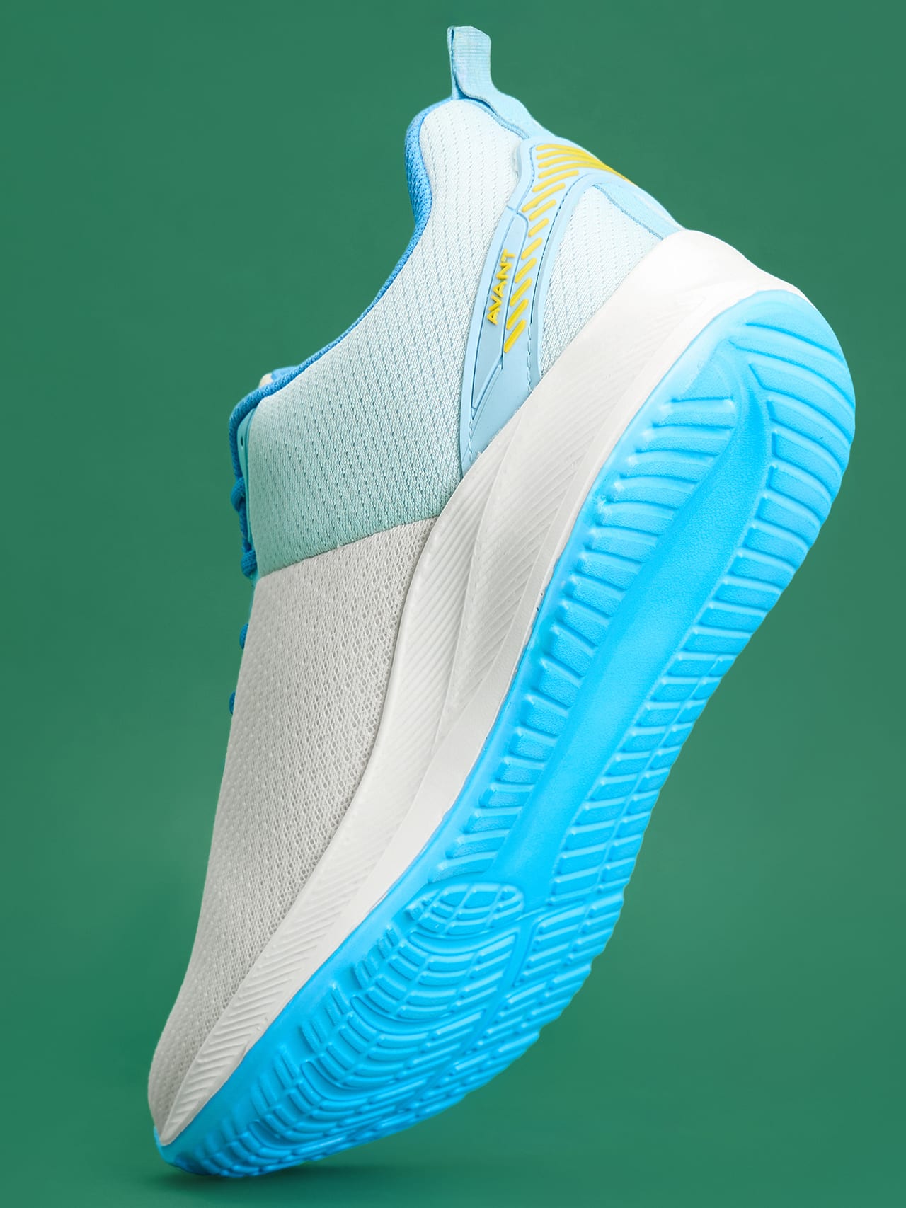 Avant Men's Racer Walking Shoes - Off White / Ice Blue