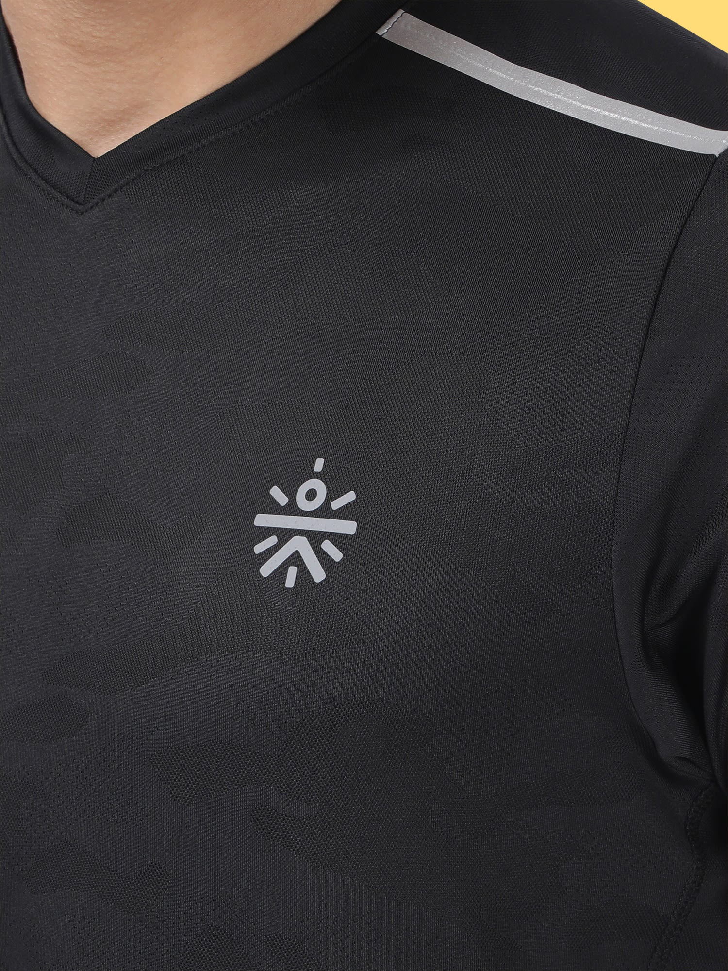 Vital Vent Black Camo Running Relaxed Tee