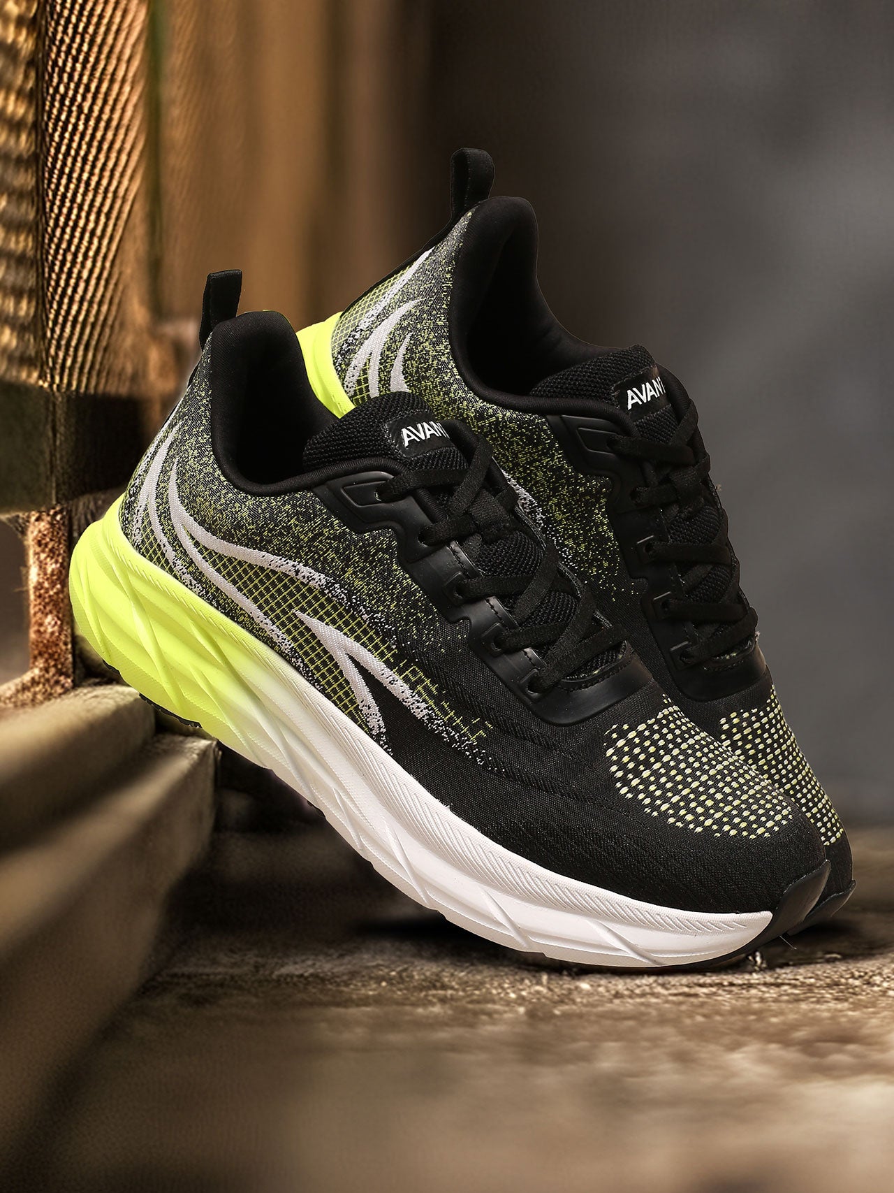 Avant Men's SonicWave Running Shoes - Black/Neon Green