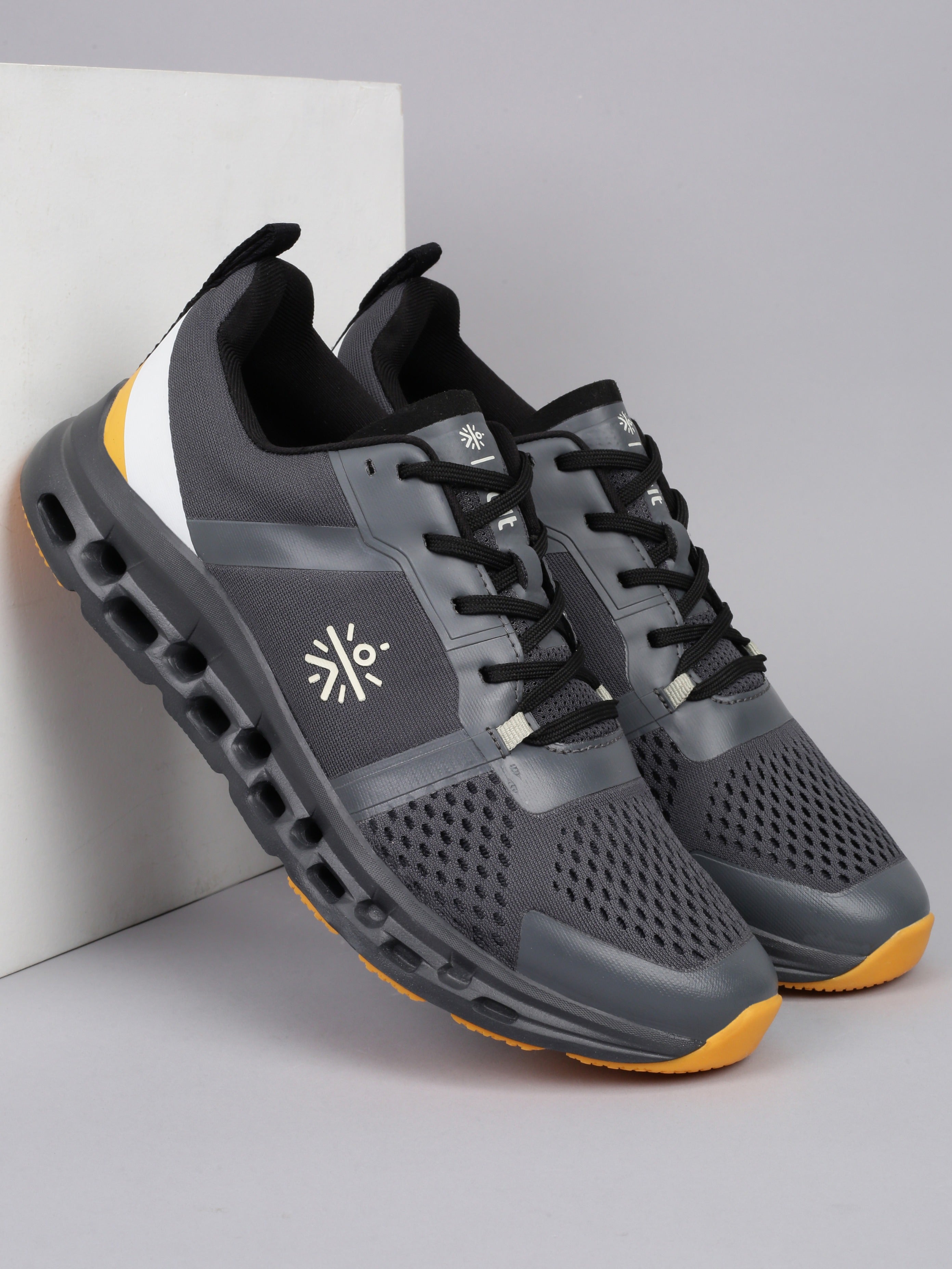 cult Men's JacquAir Sneaker Shoes - D.GREY