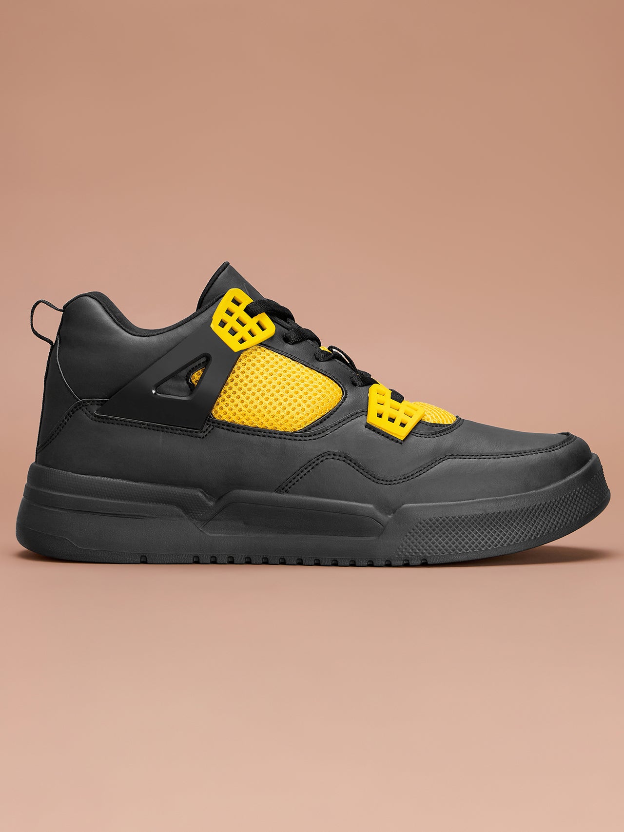 Avant Men's Felix Sneaker Shoes - Black / Yellow