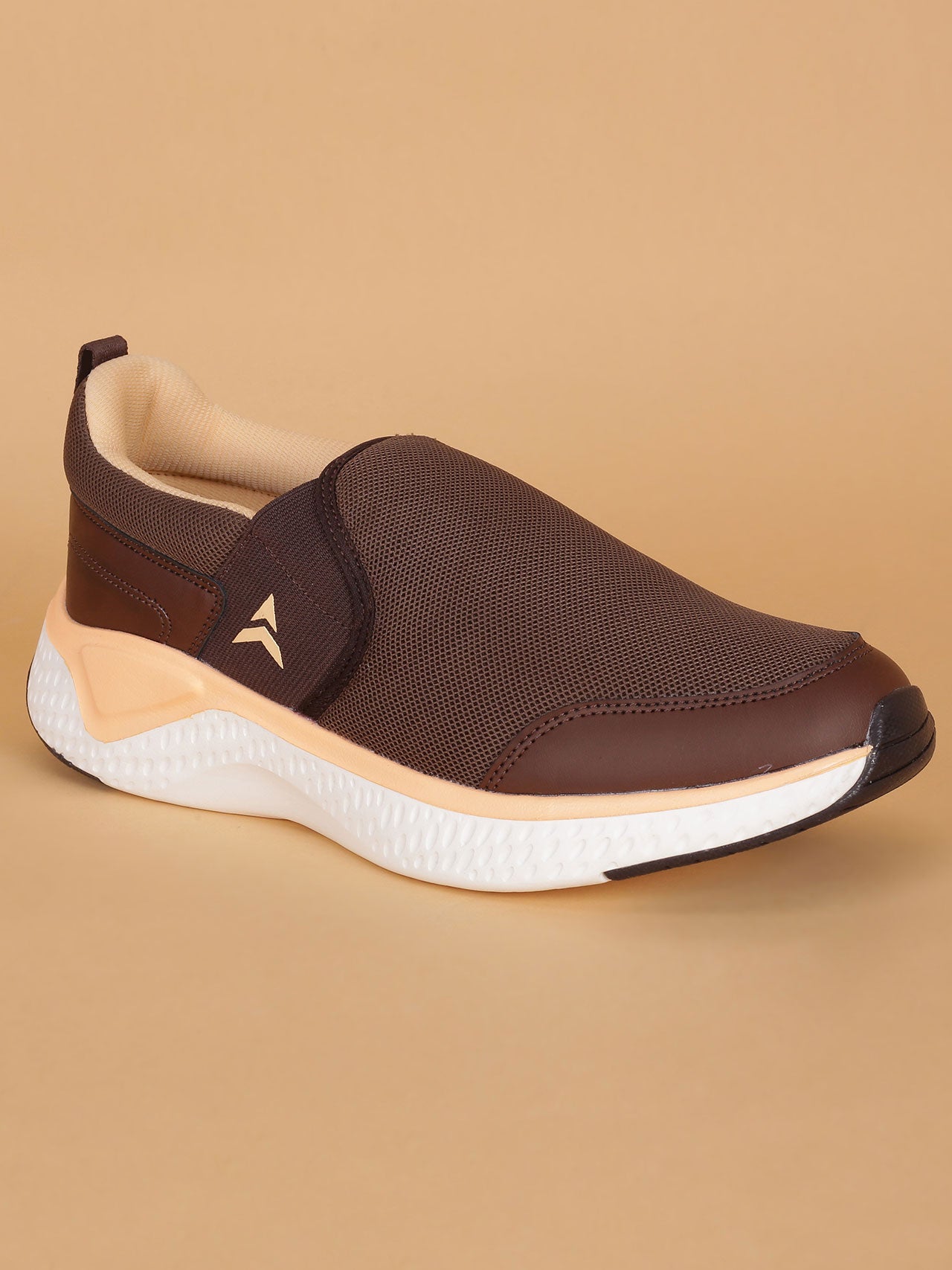 Avant Women's Sway Slip On Walking Shoes - Brown