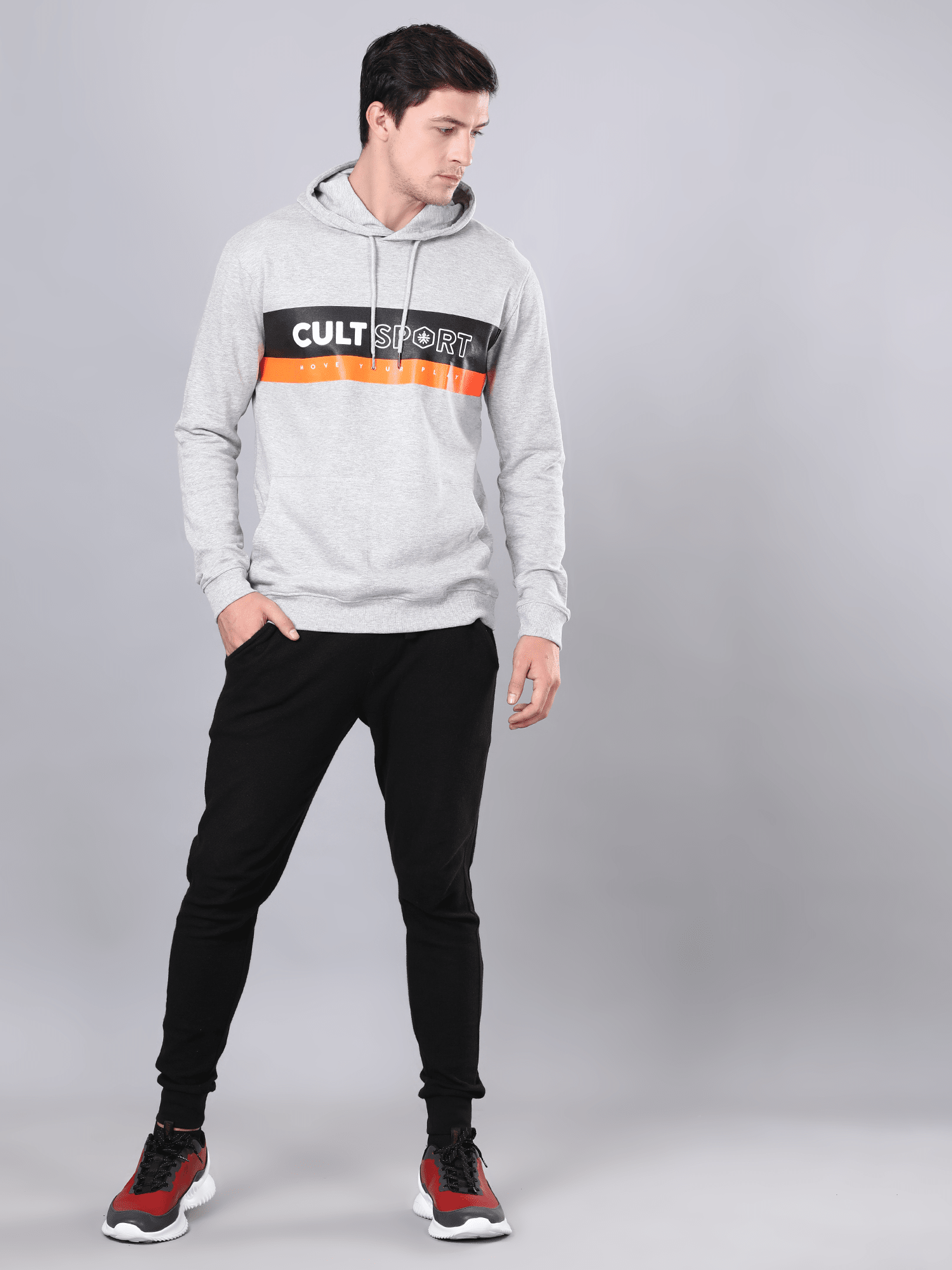 Signature Pullover Sweatshirt