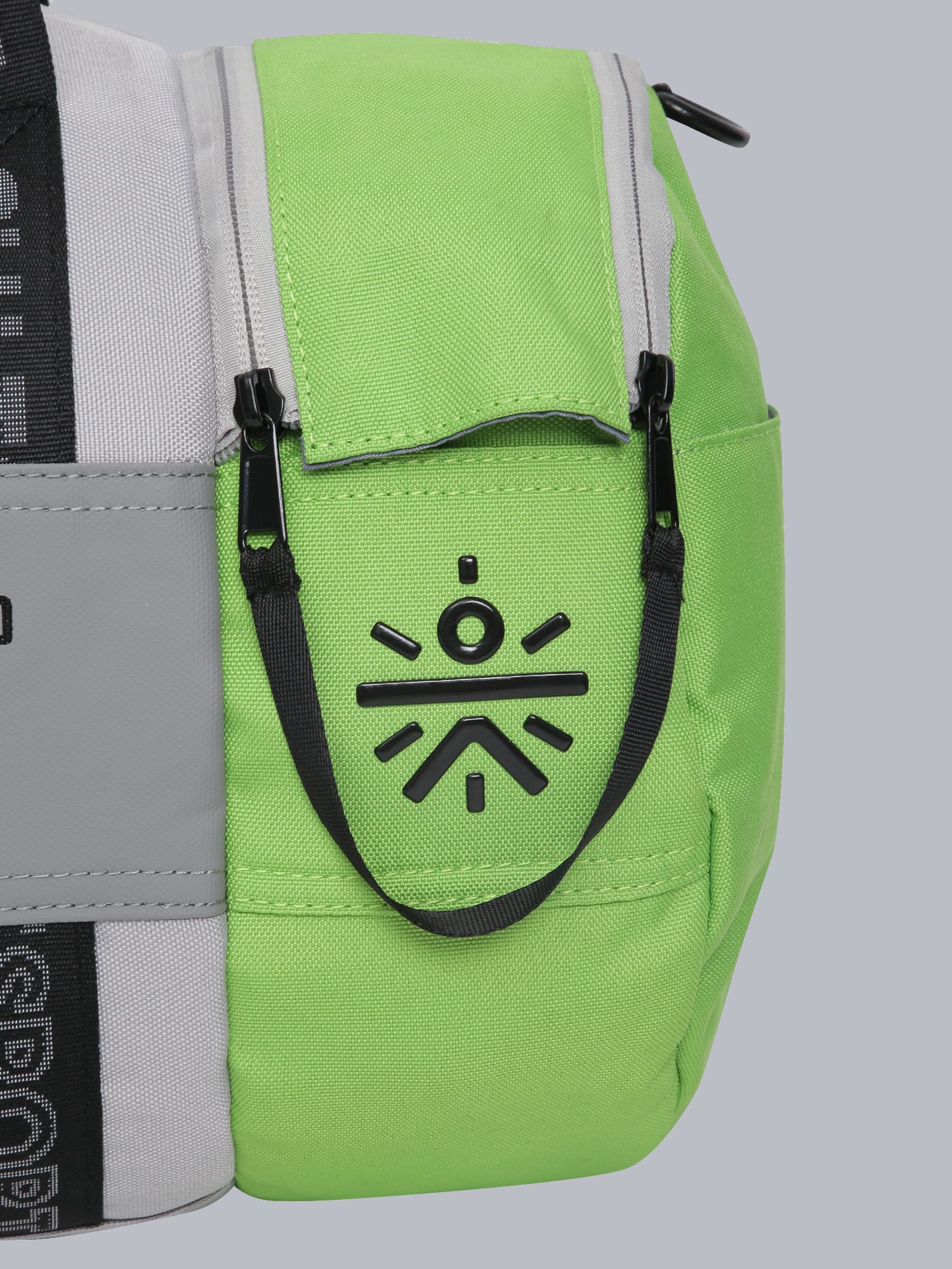 Signature Cannon Grey Duffel