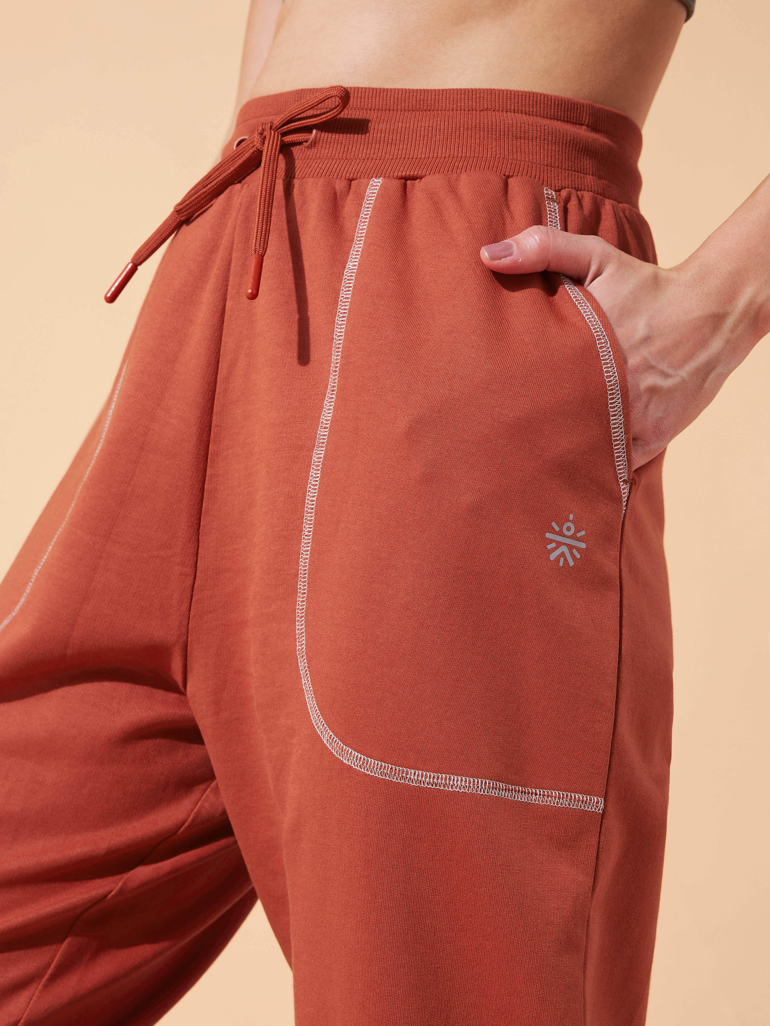 Women Rust Pop-up Thread Leisure Joggers