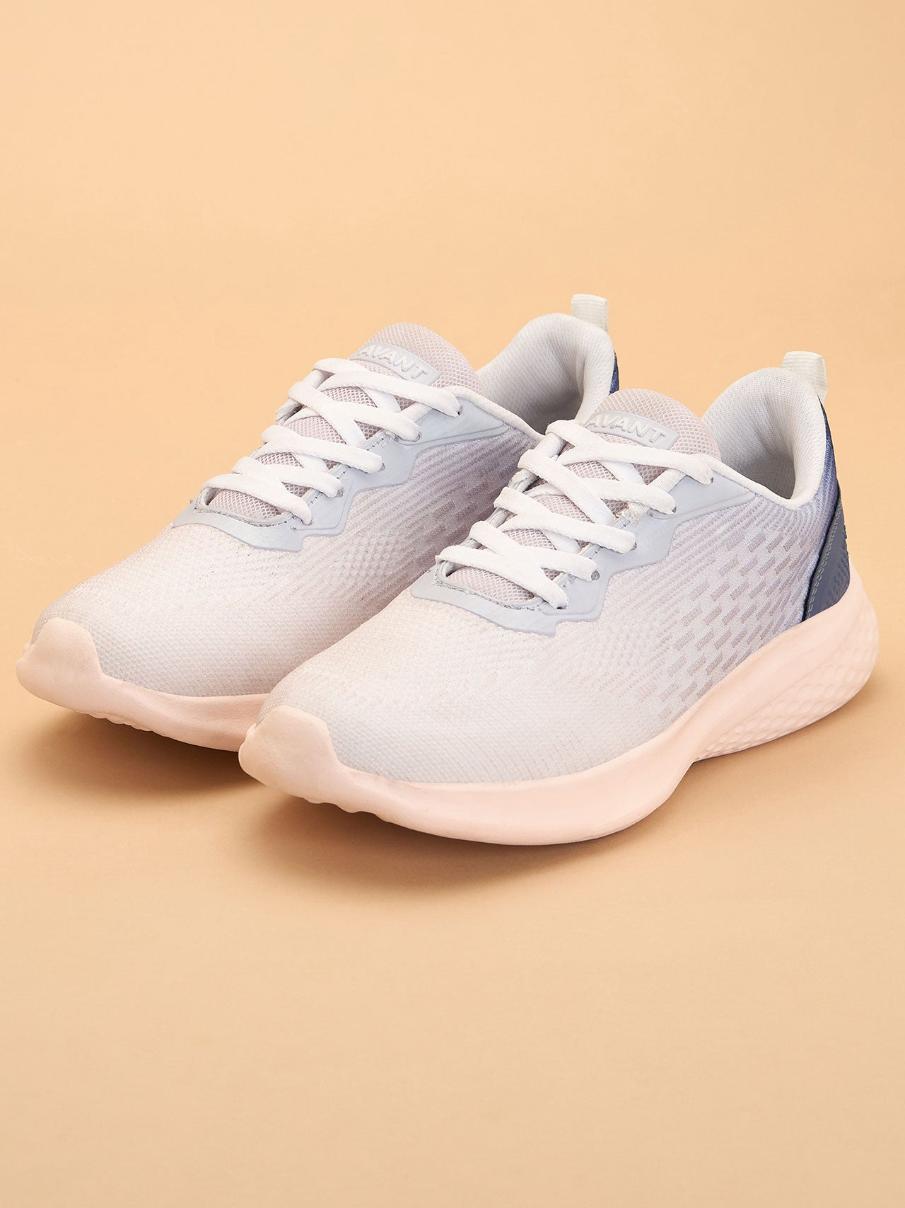 Avant Women's Trail Walking shoes-Violet