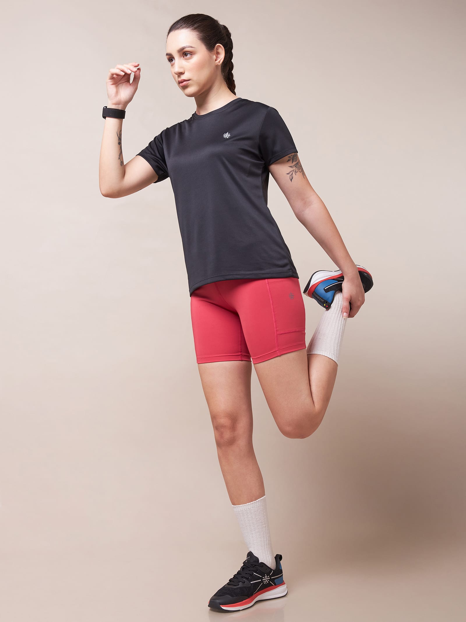 Solid Active T-shirt with Logo