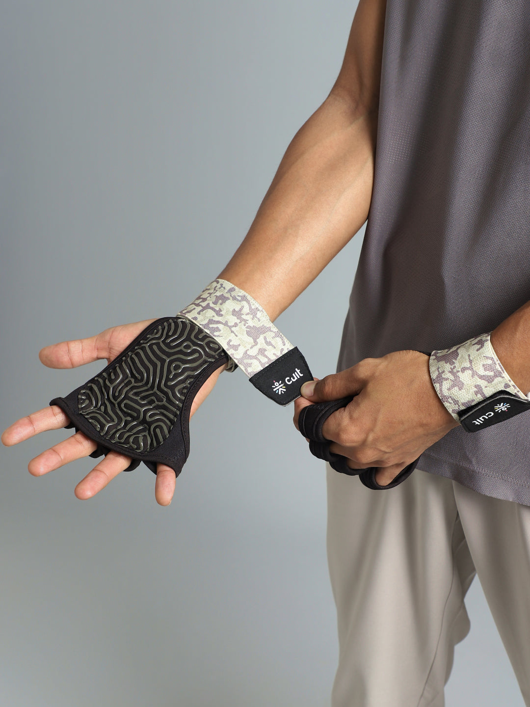 Cult Open Half Finger Gym Gloves with Silicone Grip – Breathable Mesh, Sweat-Free Comfort for Training & Weightlifting