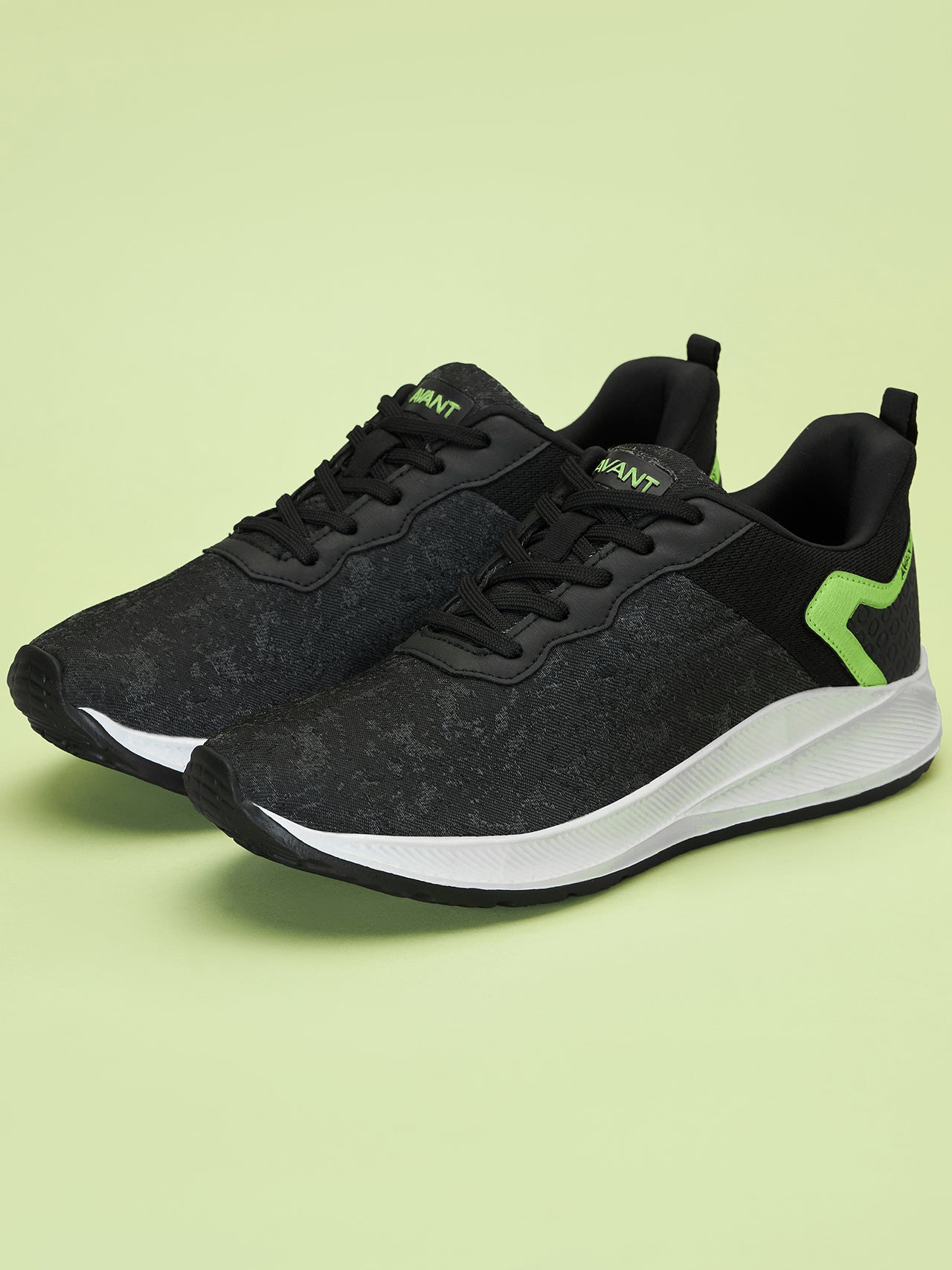 Avant Men's Omega Walking shoes-Black