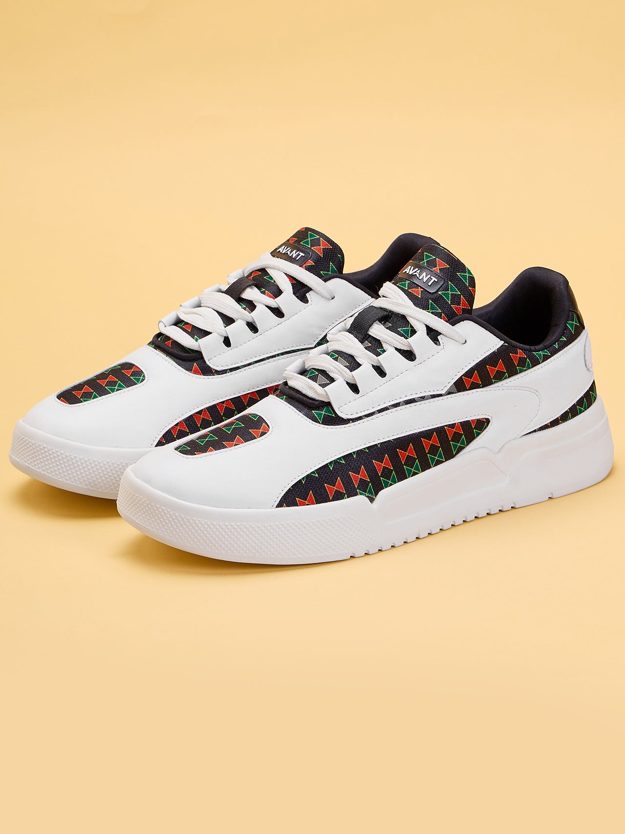 Avant Men's Maximus Sneaker Shoes - White/Black