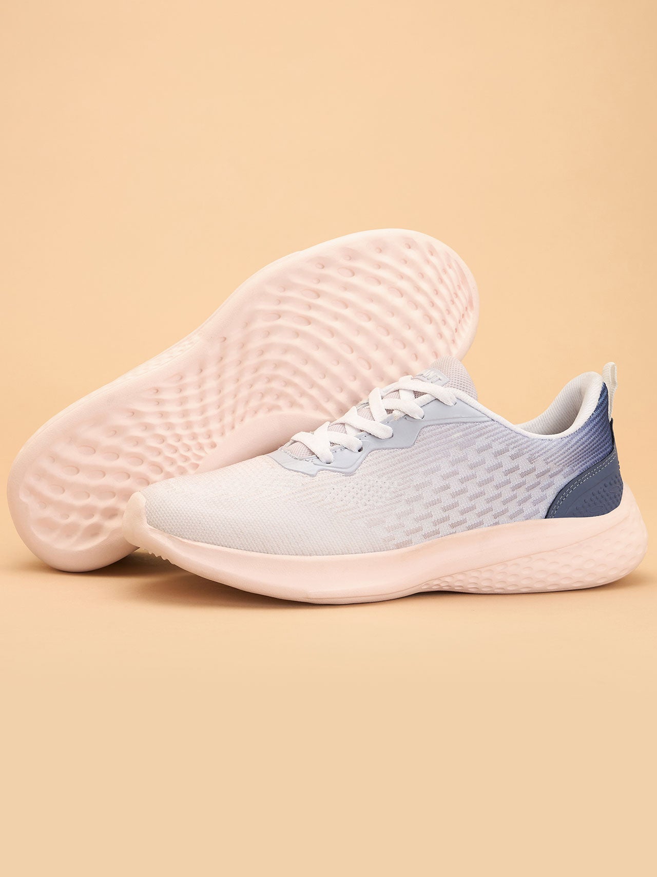 Avant Women's Trail Walking shoes-Violet