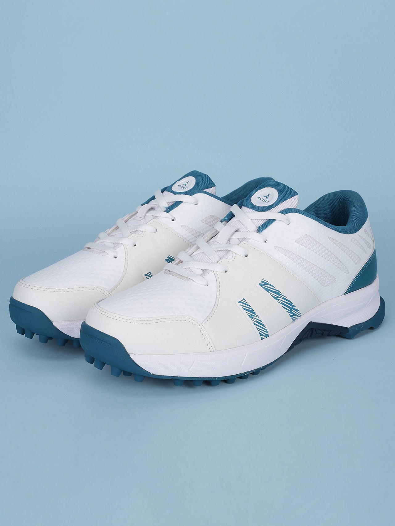 Avant Men's Outfield Cricket Shoes - White/Teal