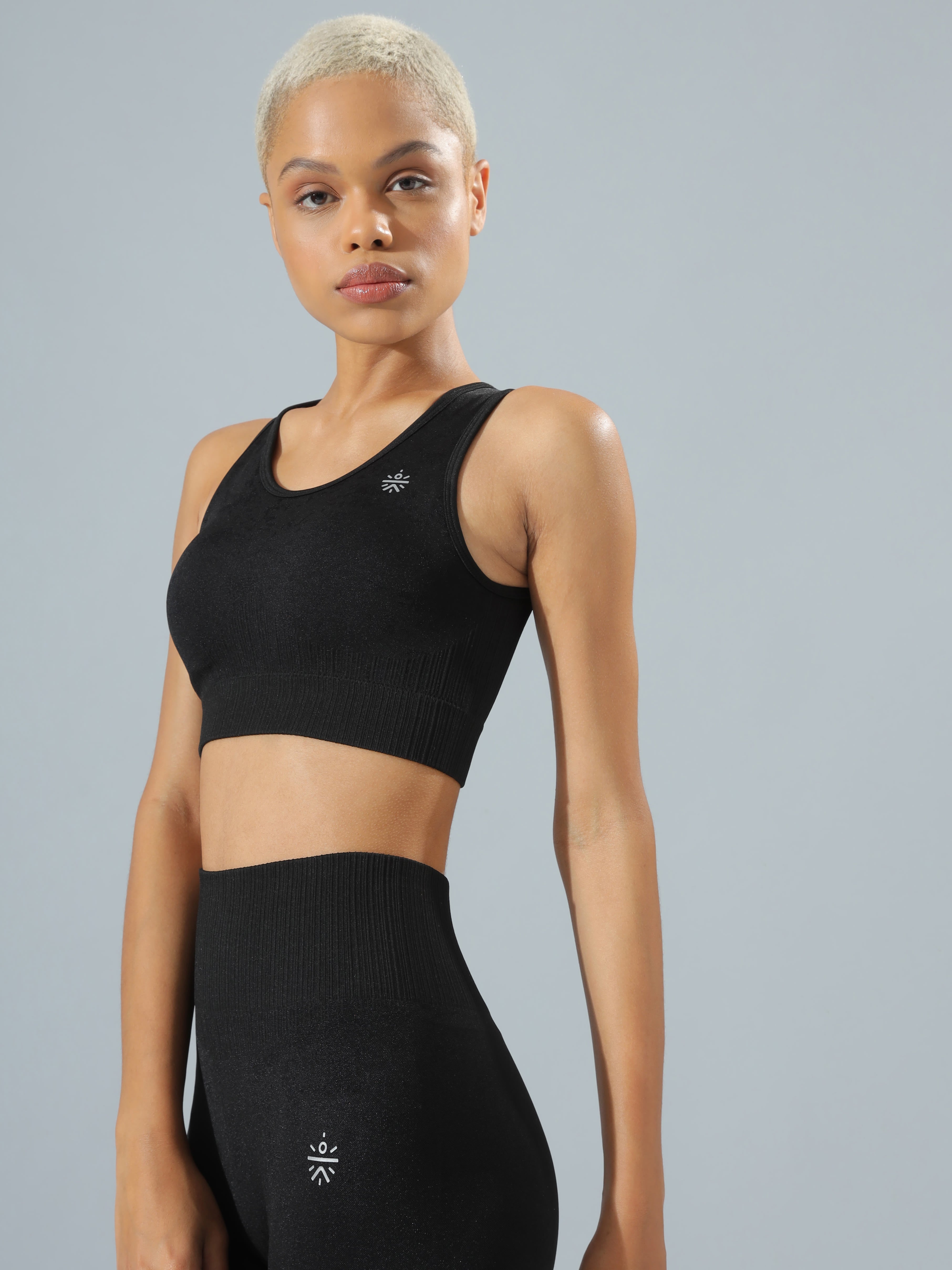 Seamless Nia Medium Impact Sports Bra