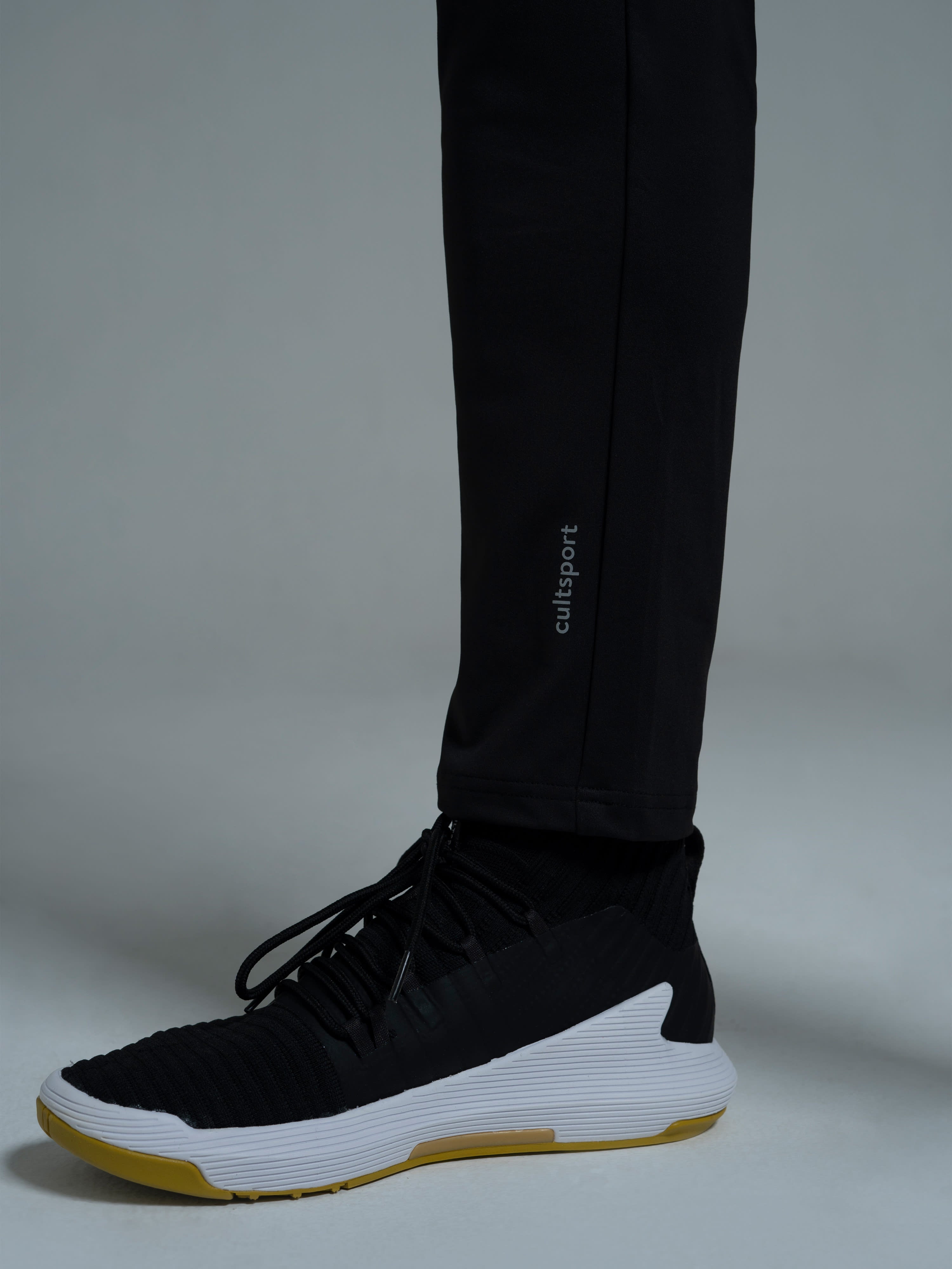 FlashRun Men's Trackpants with Reflective Details