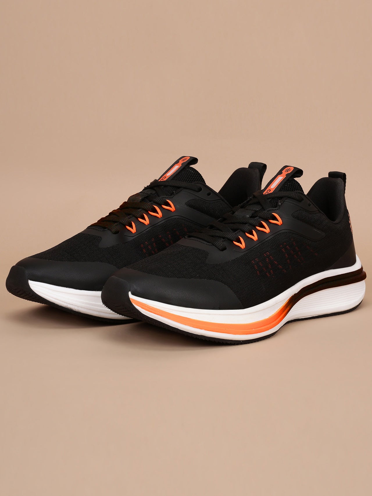 cult Men's Versa Freeway Running shoes - Black/Red