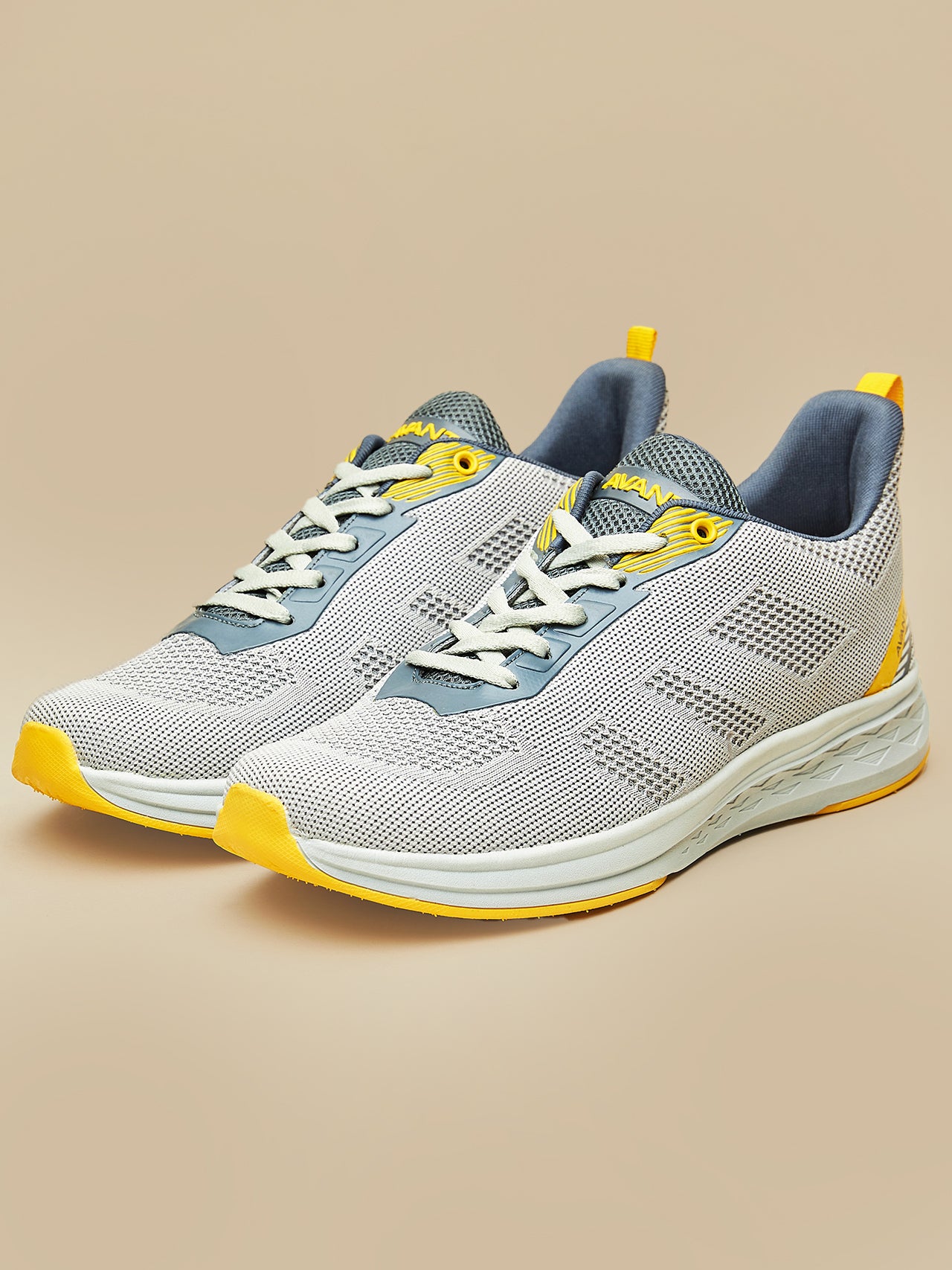 Avant Men's Swift Running & Training Shoes, Grey