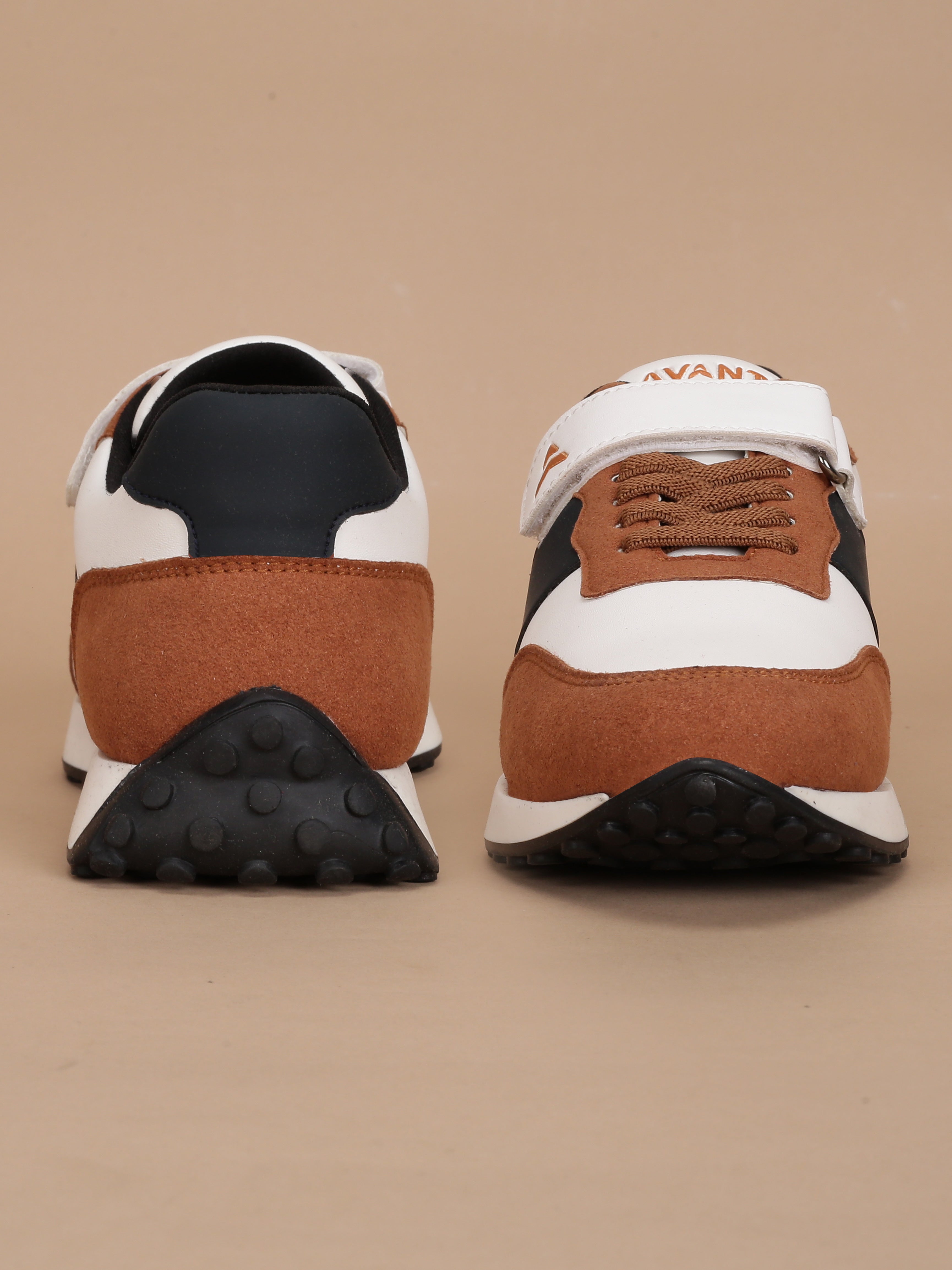 Avant Kids' TrailPals Sneakers - Tan/Navy