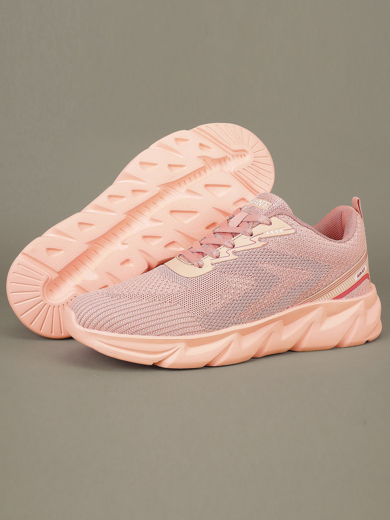 Avant Women's Jingle Walking Shoes - Peach