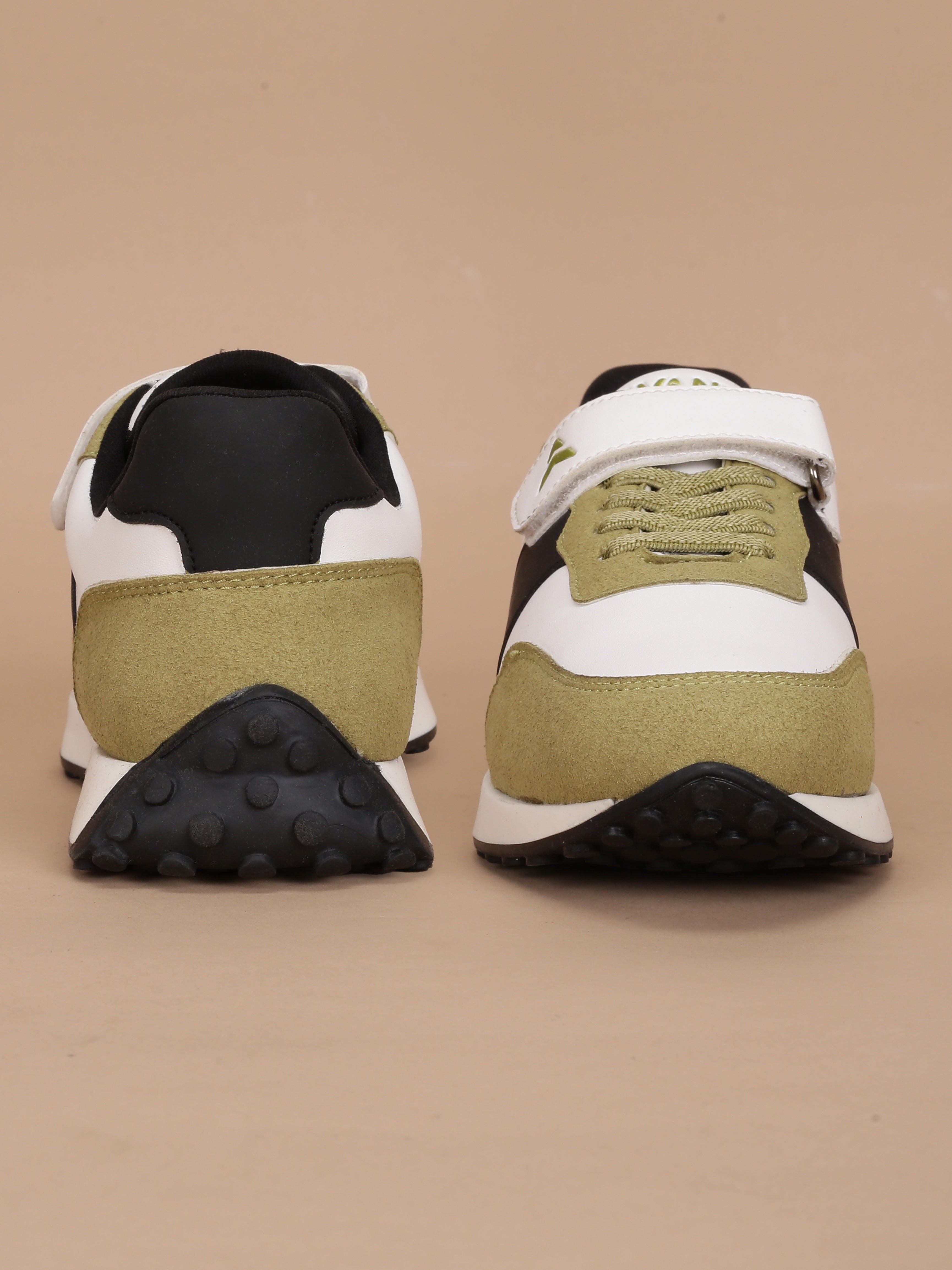 Avant Kids' TrailPals Sneakers - Olive/Black