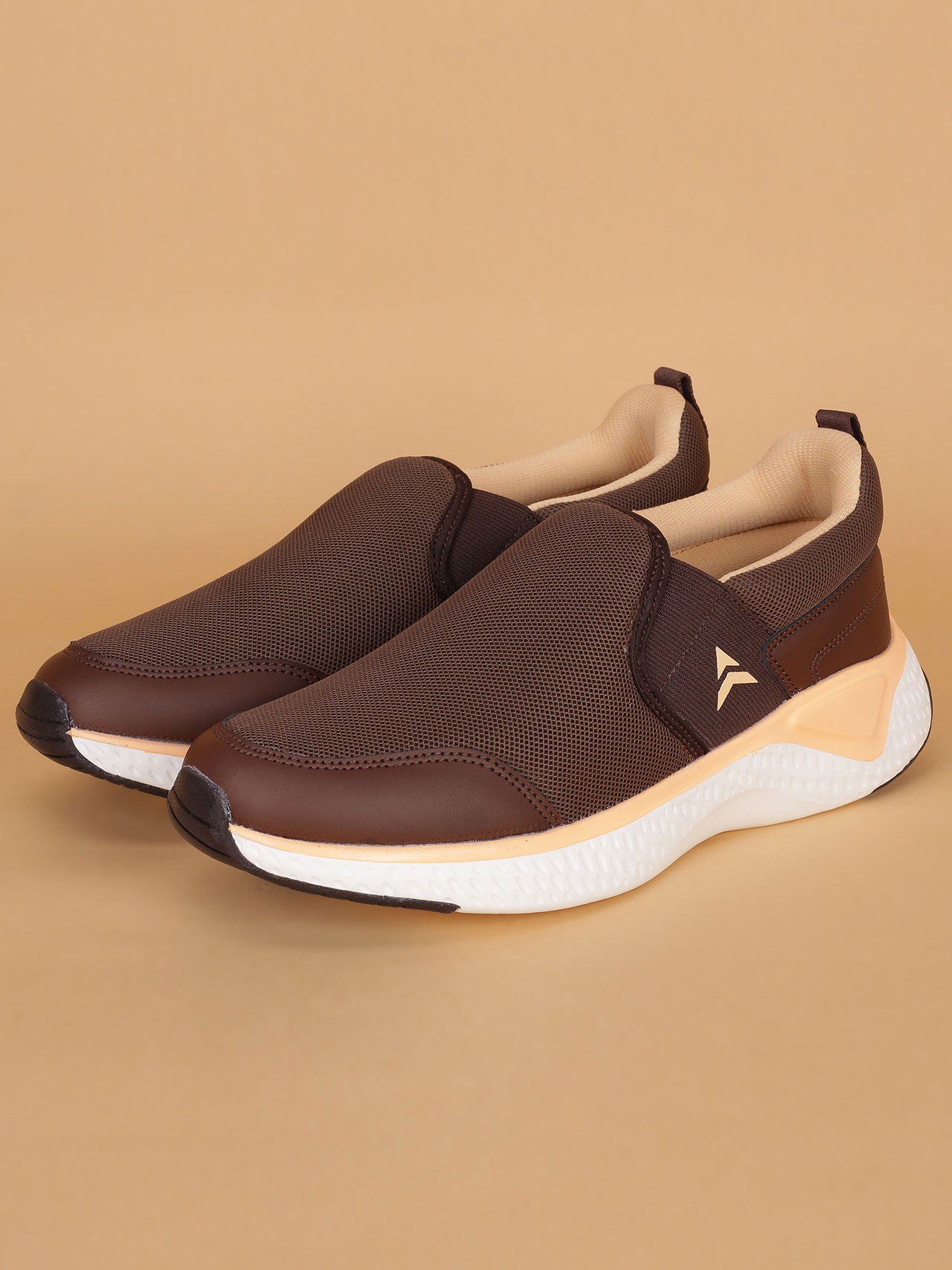 Avant Women's Sway Slip On Walking Shoes - Brown