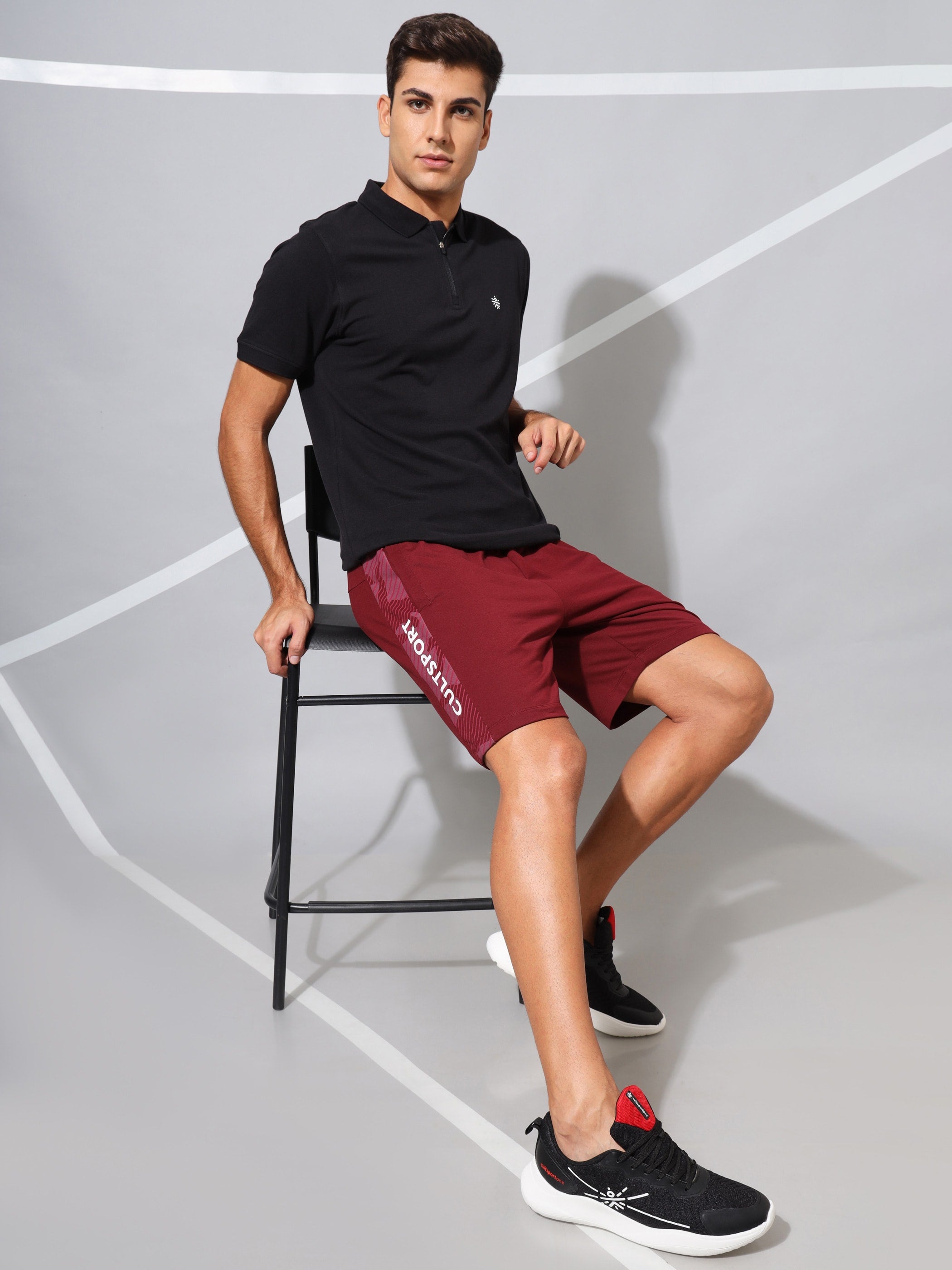 Comfort Shorts with Tonal Panel Print