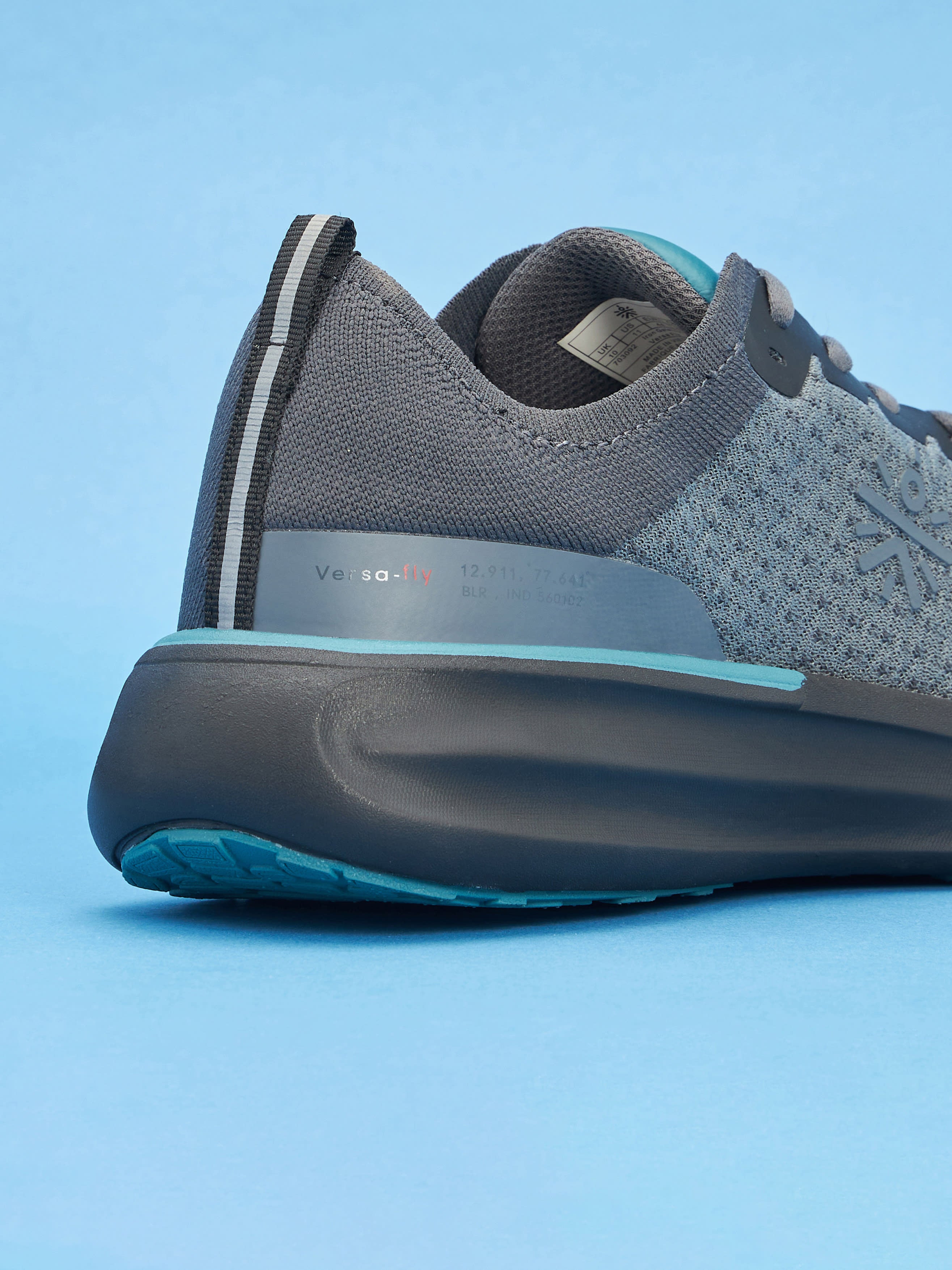 cult Versa Fly Men Running Shoes - Charcoal Grey