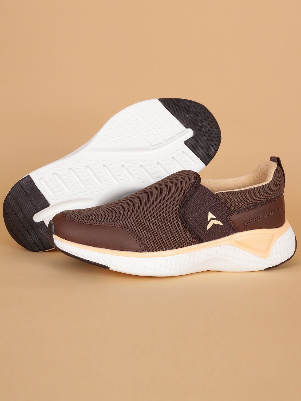 Avant Women's Sway Slip On Walking Shoes - Brown