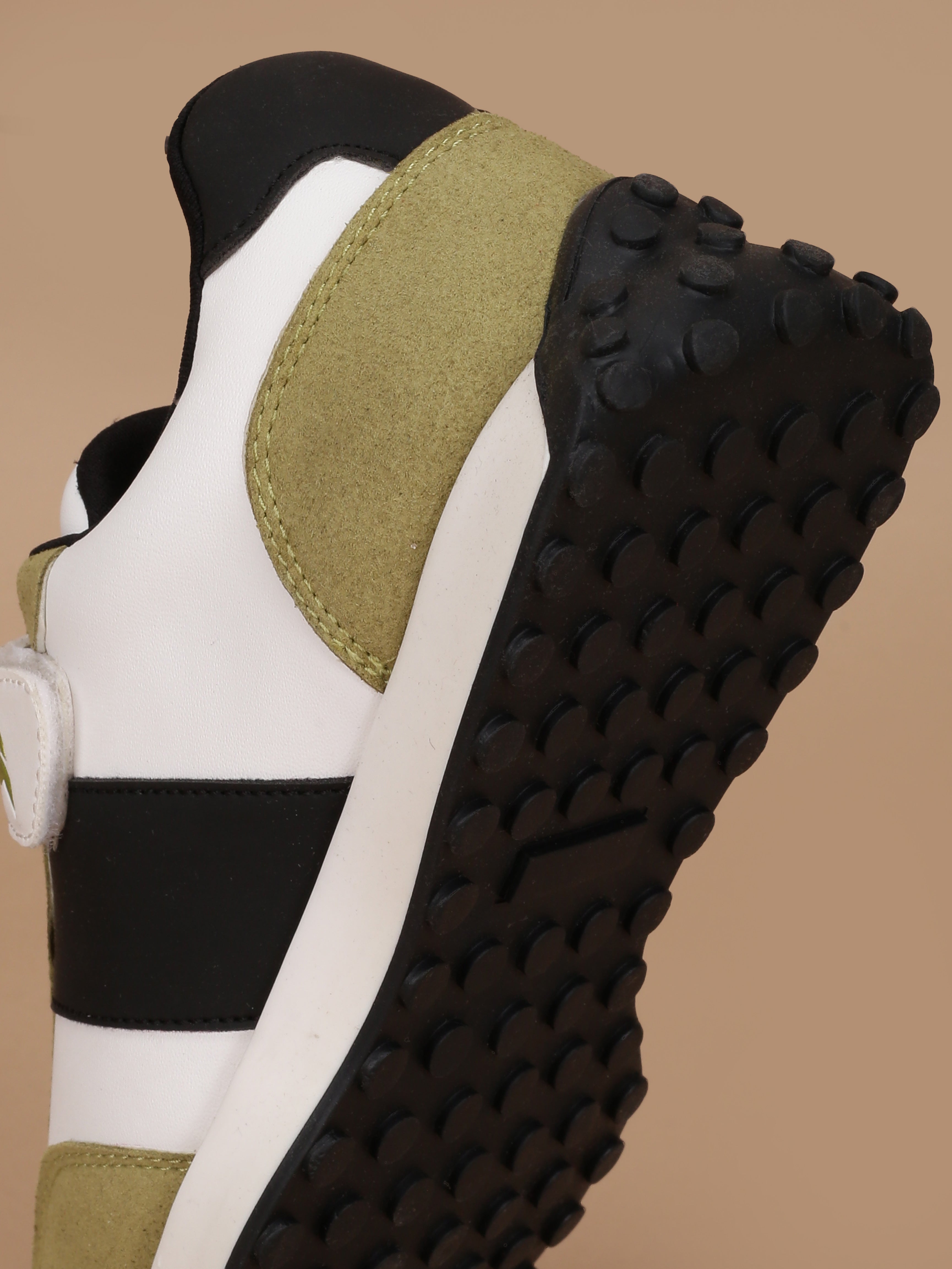 Avant Kids' TrailPals Sneakers - Olive/Black