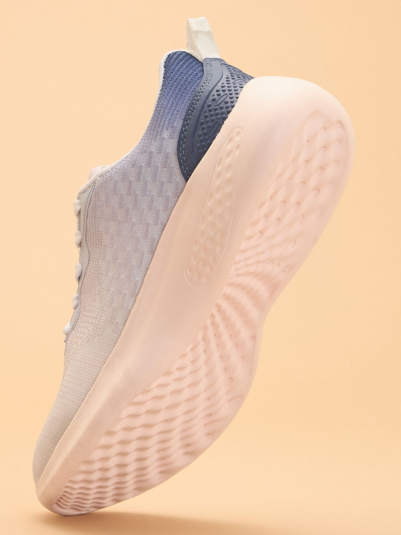 Avant Women's Trail Walking shoes-Violet