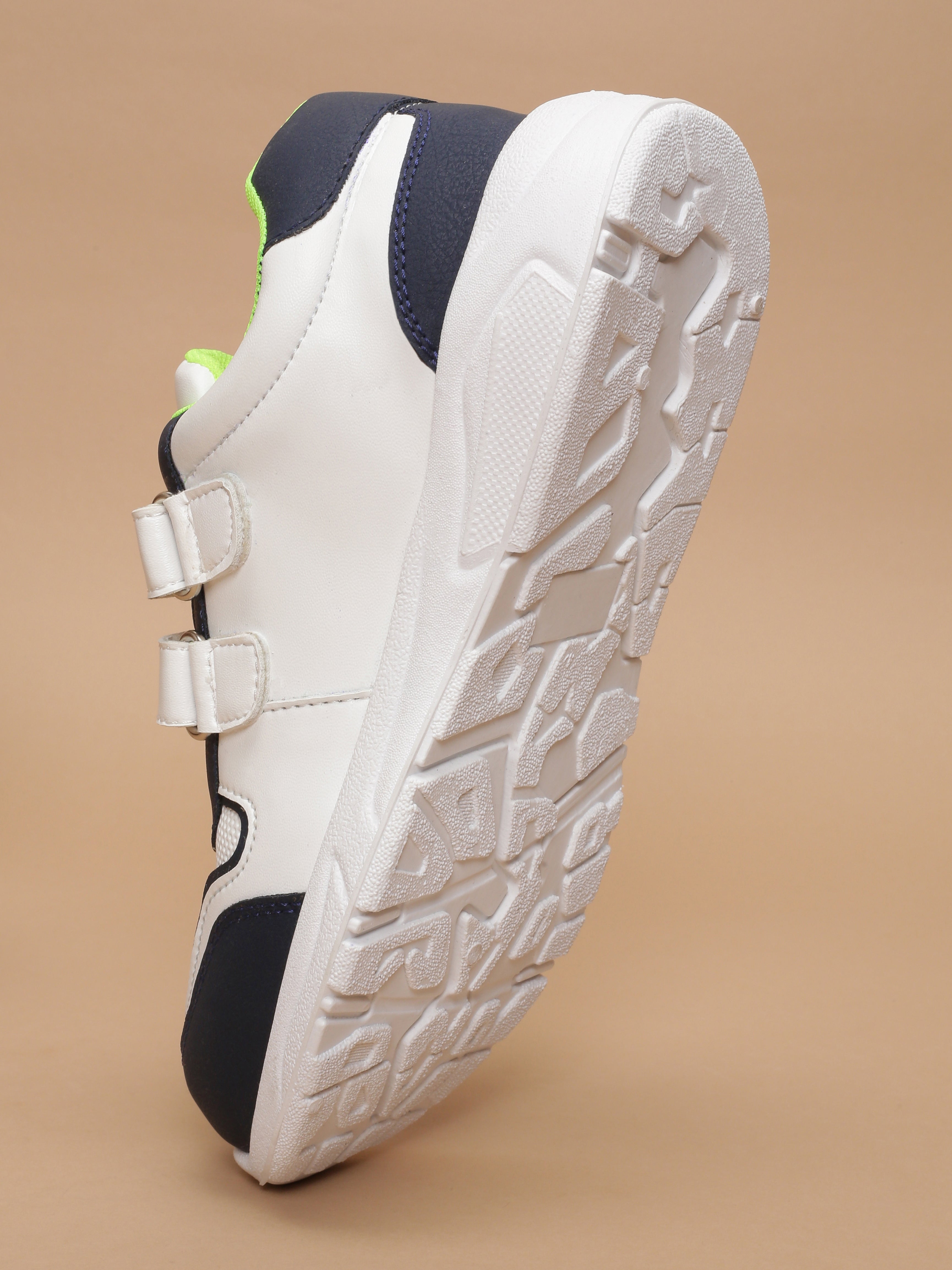 Avant Kids TurboTots Sneaker - White/Navy Blue