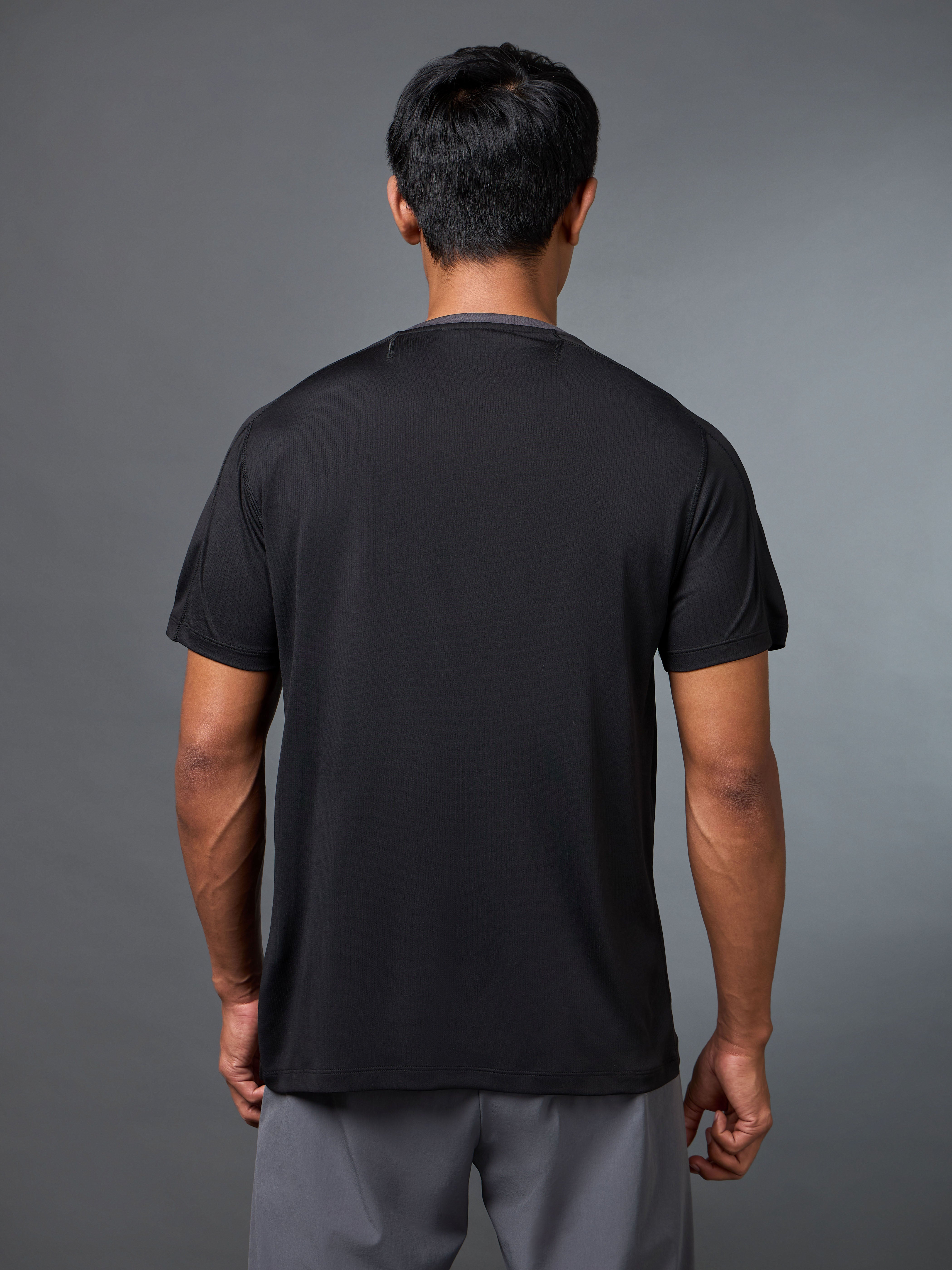 Men's Black Cross Train Active T-shirt