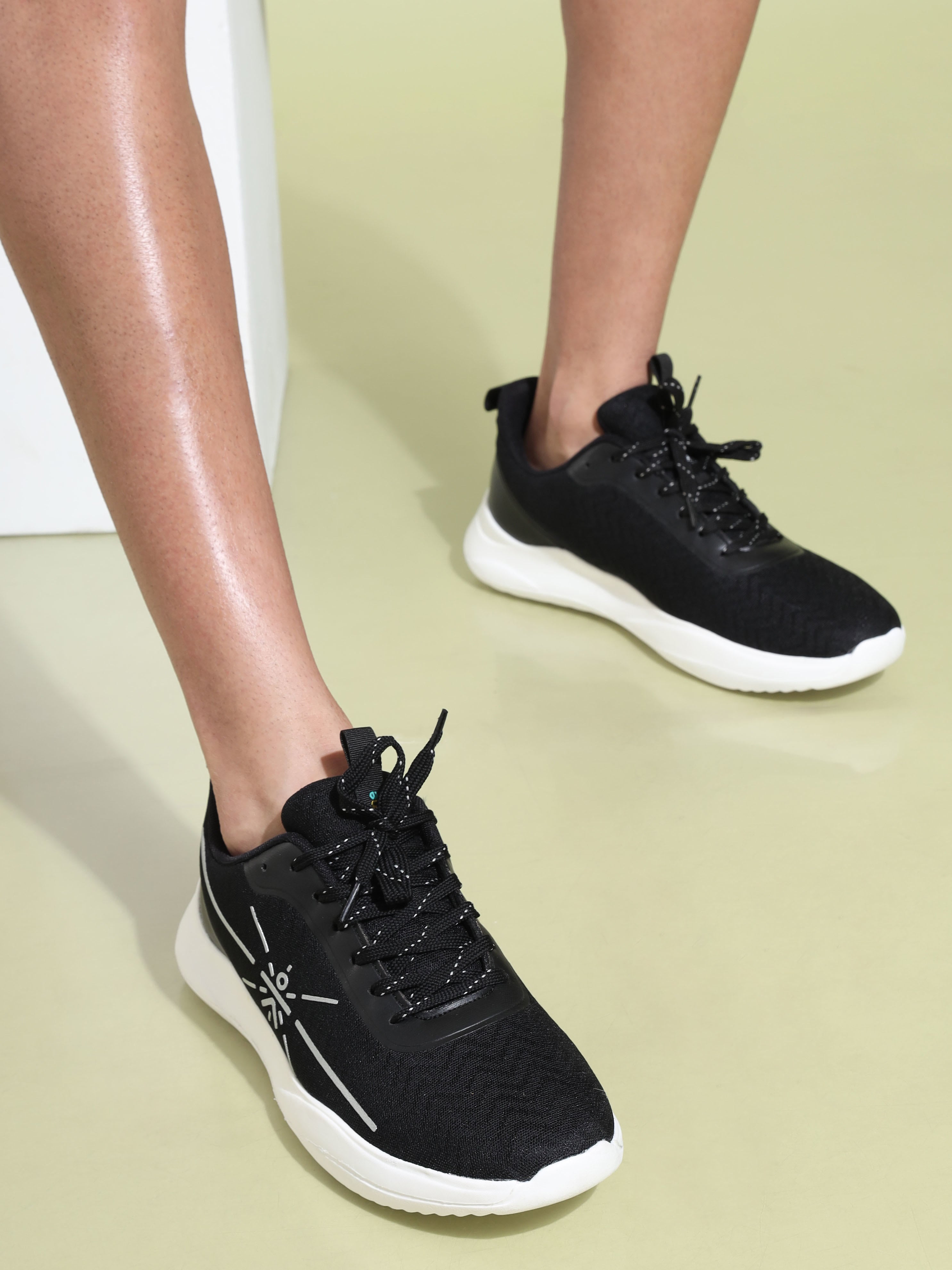 cult Pacer Men Running Shoes