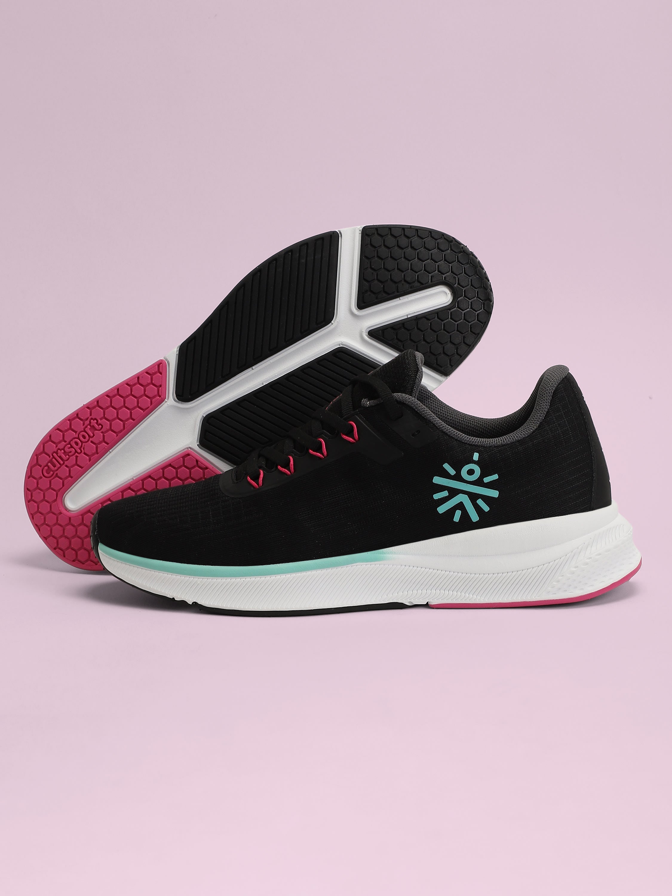 cult Thunderbird Women Running Shoes - Black