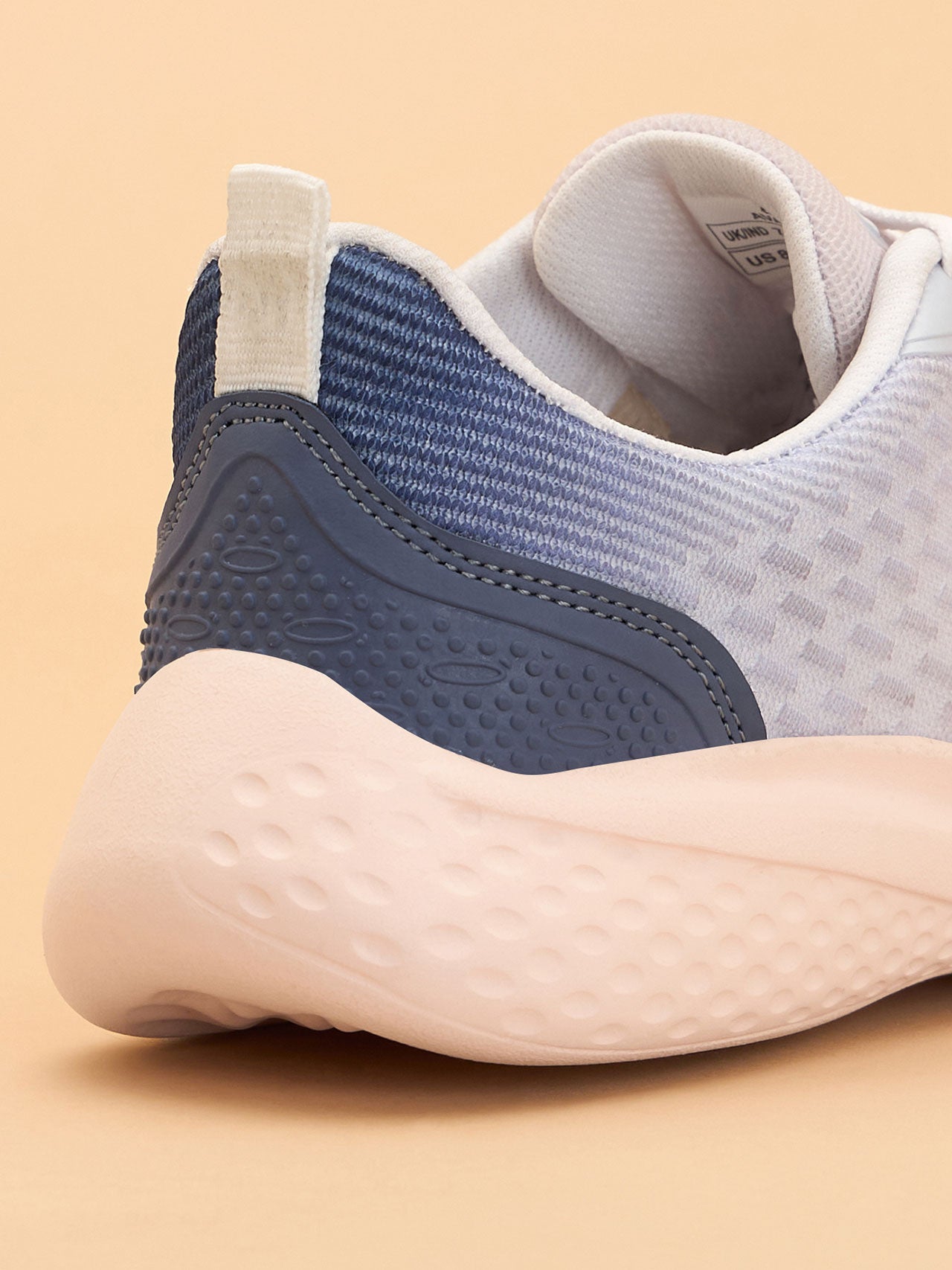 Avant Women's Trail Walking shoes-Violet