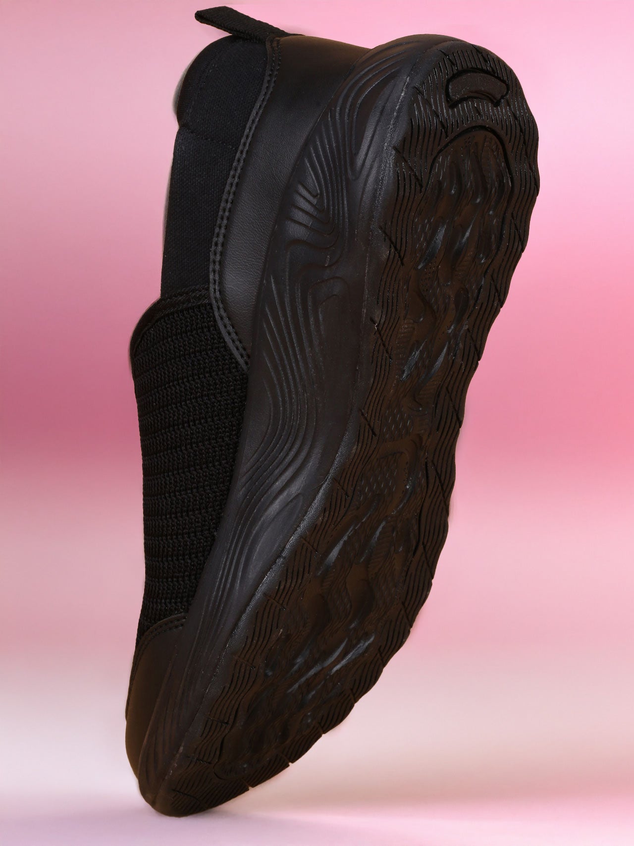 Avant Women's Shadow Slip-On Walking Shoes - Black