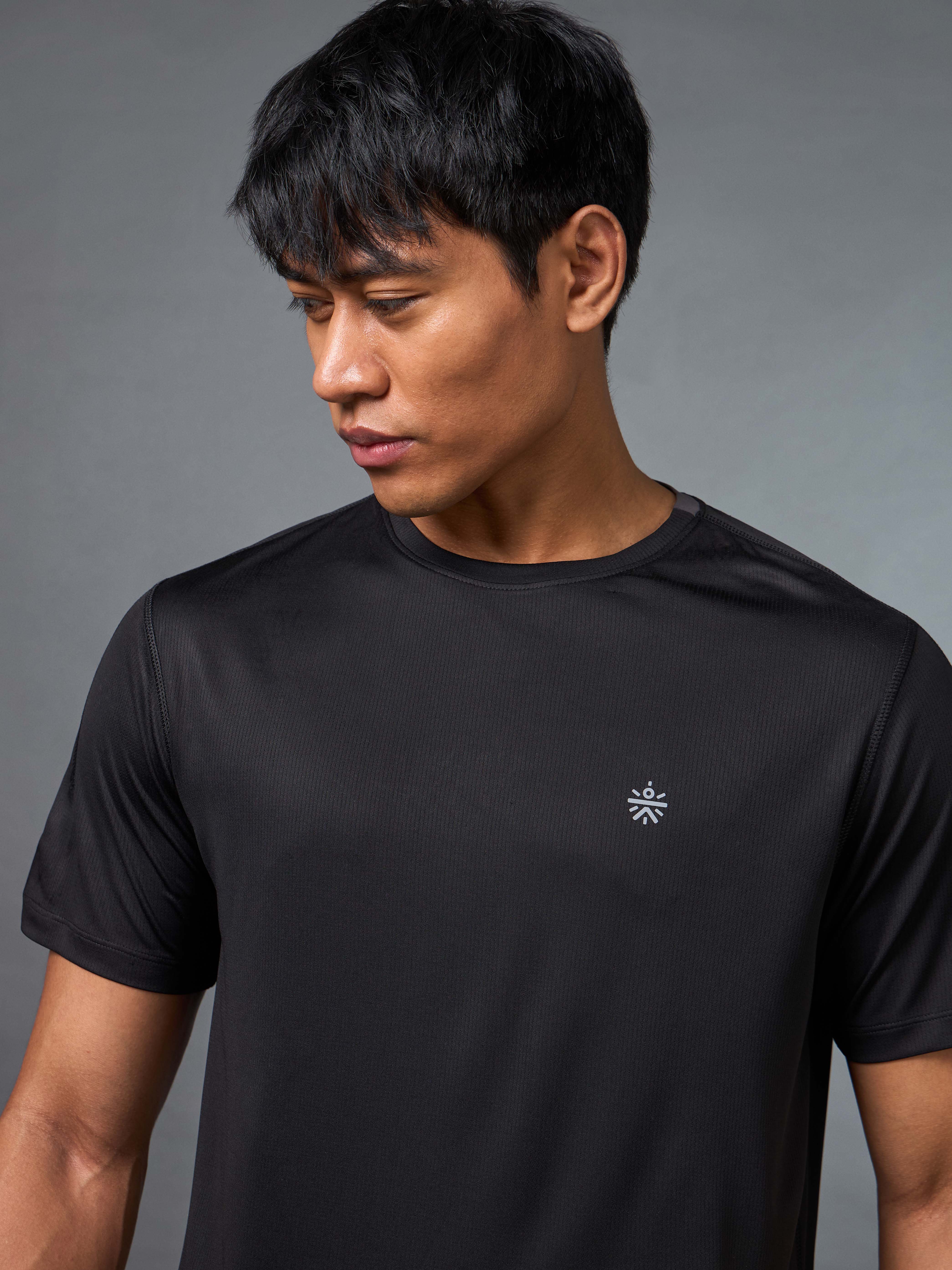 Men's Black Cross Train Active T-shirt